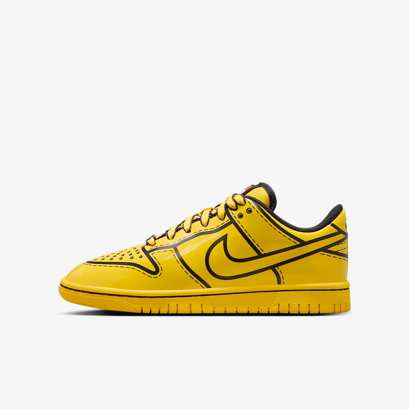 D1A102_LEGO-x-Nike-Dunk-Low-GS_TOUR-YELLOW_IF2117-700_img0