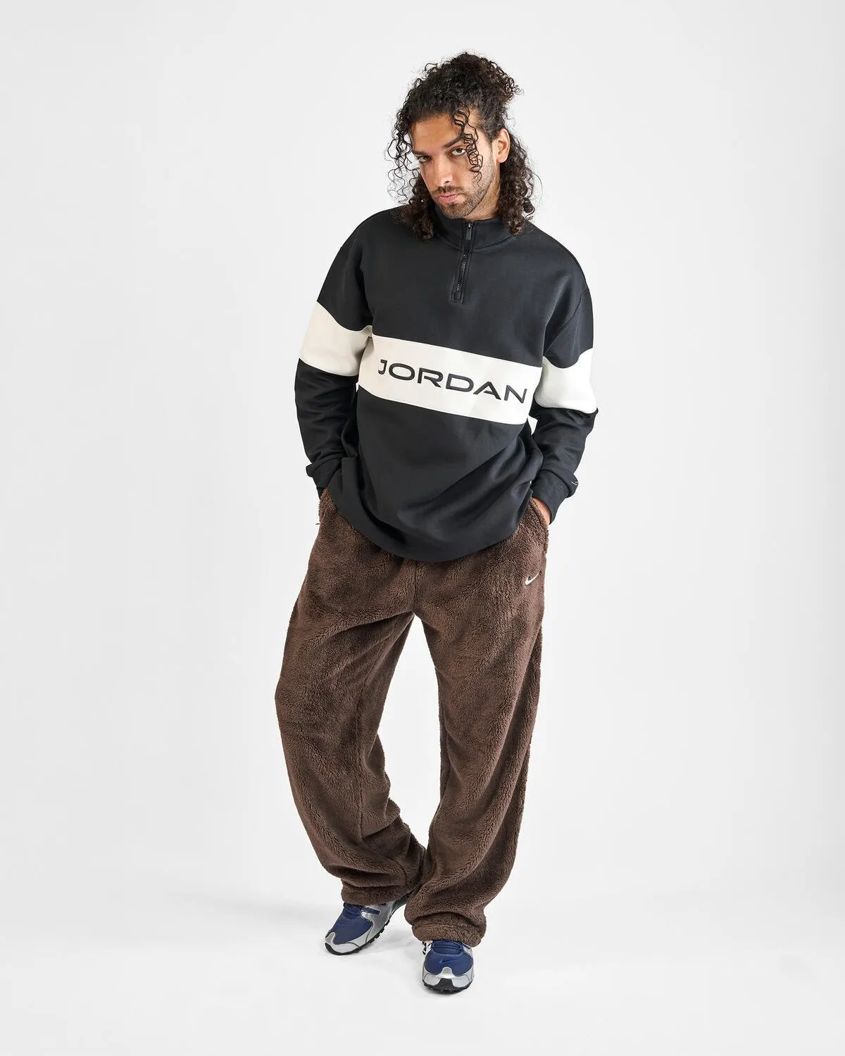 4B3831_Nocta-x-Nike-Chalet-Polar-Fleece-Sweatpant_BAROQUE-BROWN_IB0261-237_img1