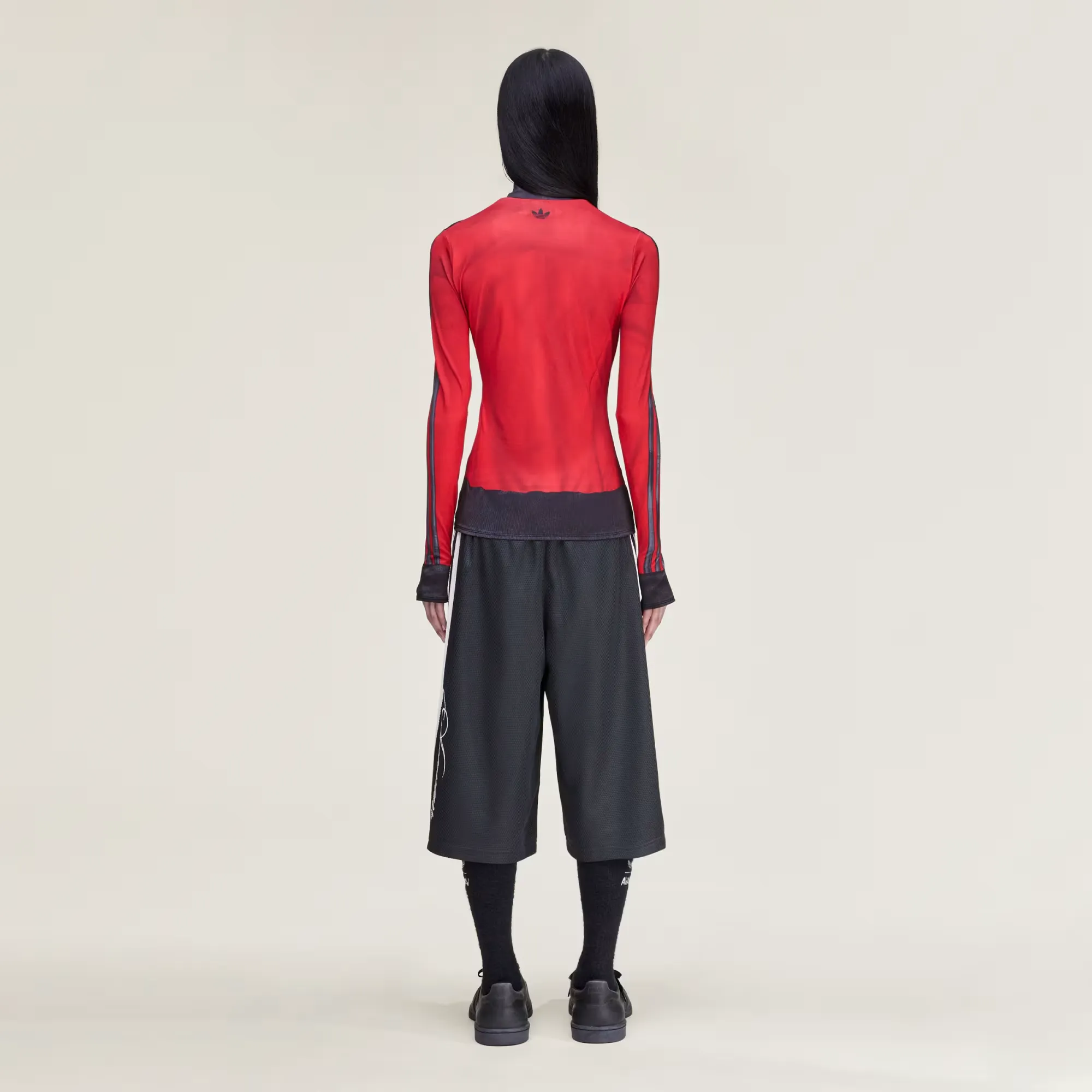 C80F0F_AVAVAV-x-adidas-Baby-Tracktop-Baselayer_BETTER-SCARLET-BLACK_KF1137_img4