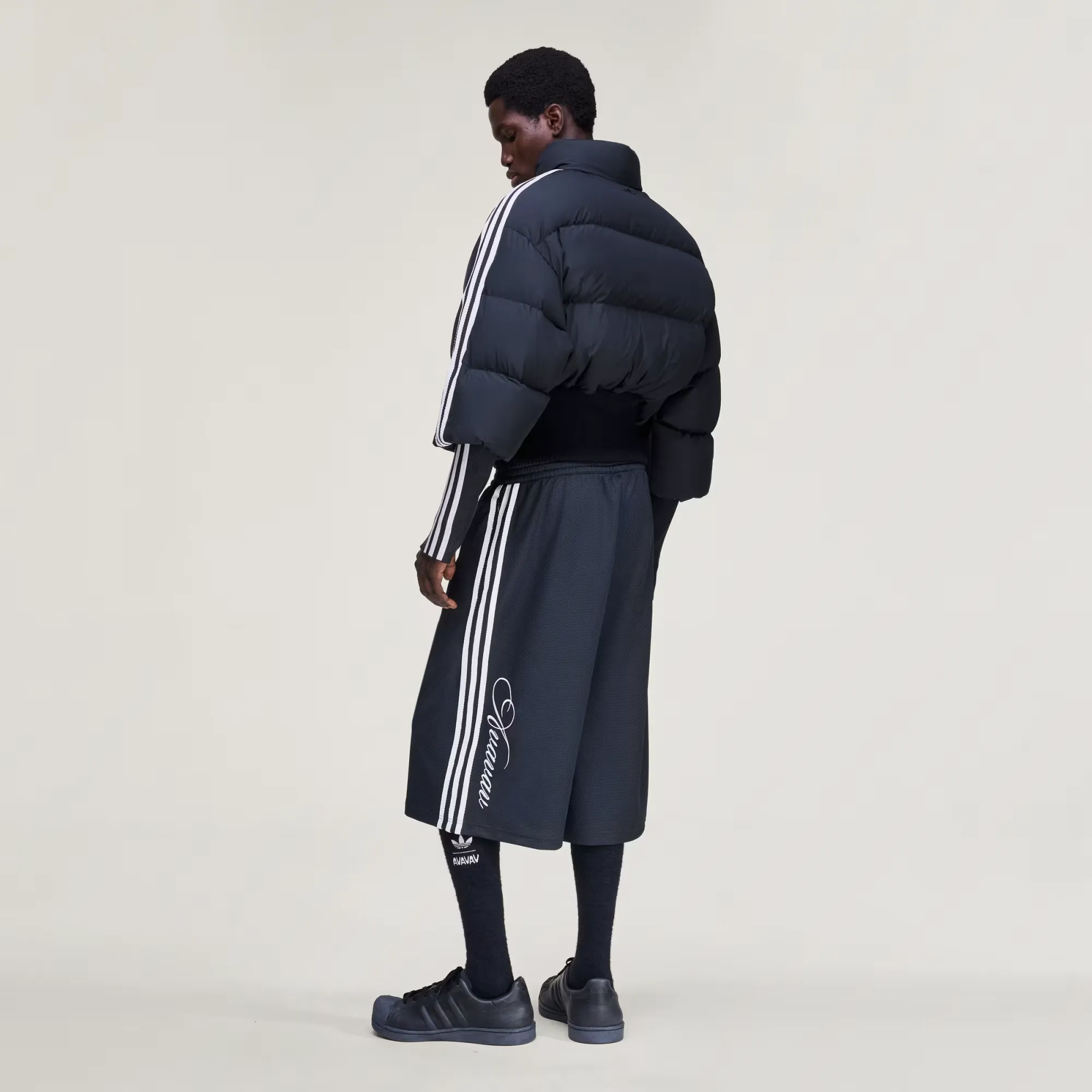 000000_AVAVAV-x-adidas-Baby-Puffer-Jacket_BLACK_JZ3024_img5