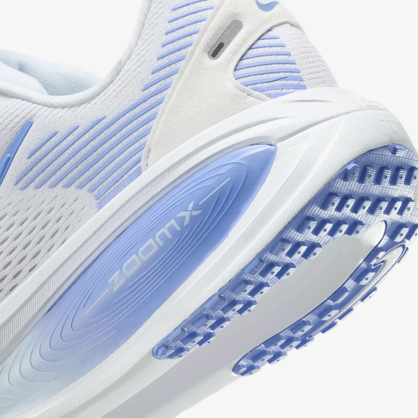 6374A8_Nike-Vomero-18-Extra-Wide_WHITE-ROYAL-PULSE_IF0515-104_img7