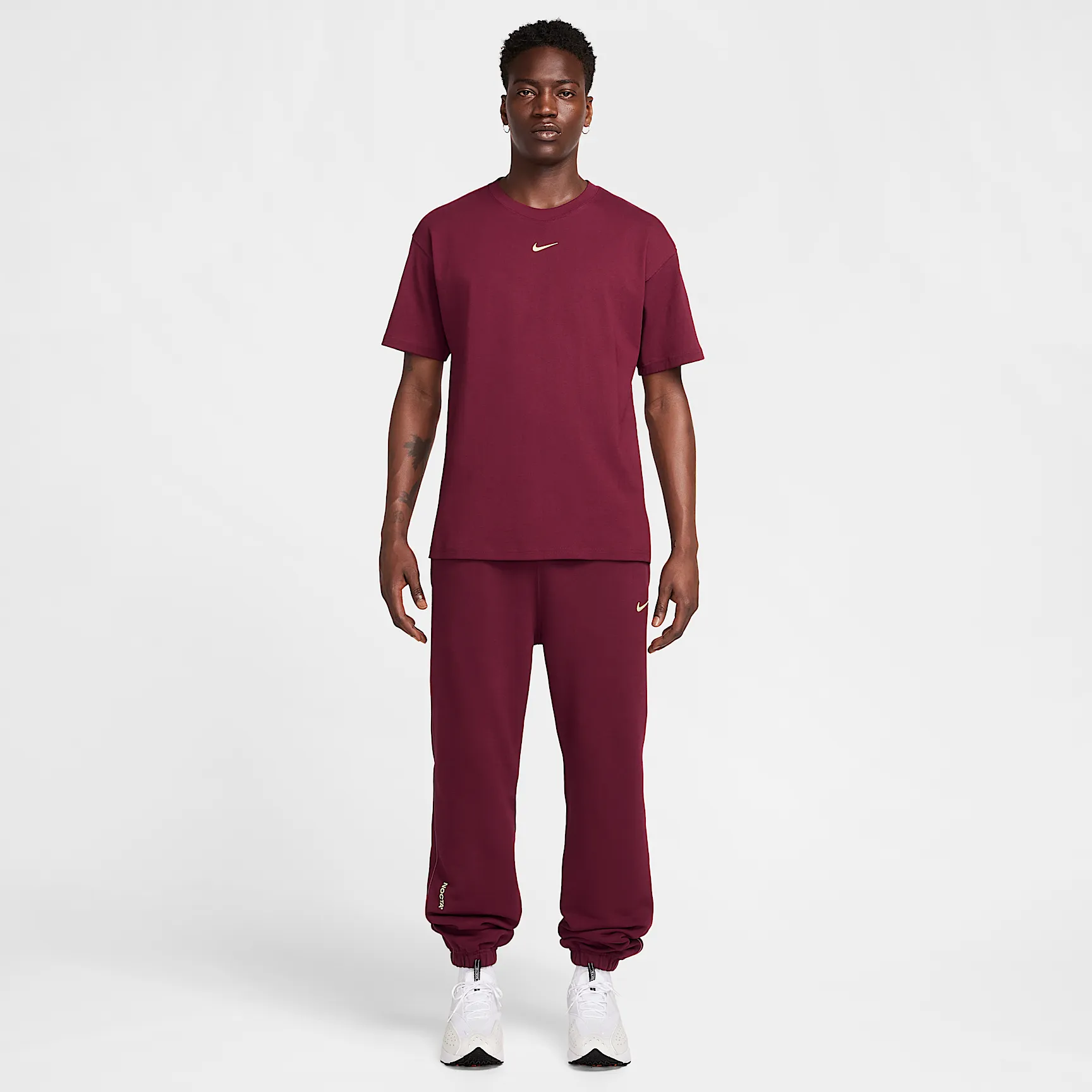 661D2F_Nocta-x-Nike-Nylon-Track-Pant_DARK-BEETROOT_HM5764-638_img10