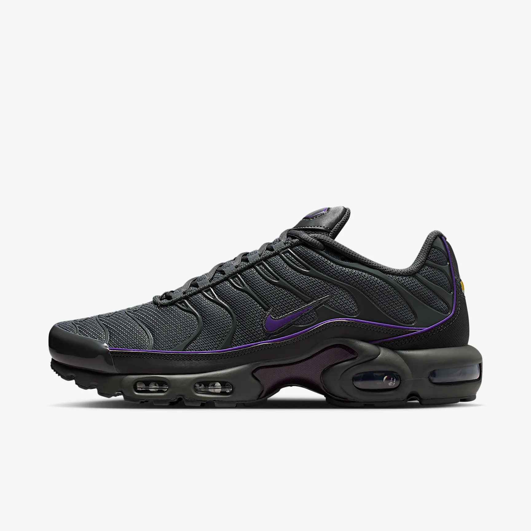 524375_Nike-Air-Max-Plus-OG_IRON-GREY-WILD-GRAPE_HV8066-001_img0