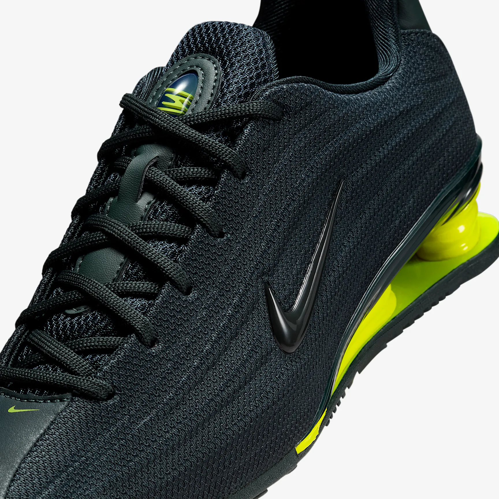 C0CB08_Nike-Shox-Z-WMNS_SEAWEED-CYBER_HQ7540-300_img6