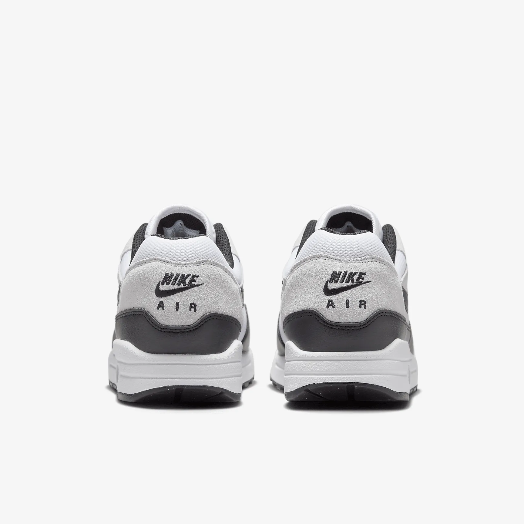 000000_Nike-Air-Max-1-Essential_WHITE-BLACK_FZ5808-102_img5