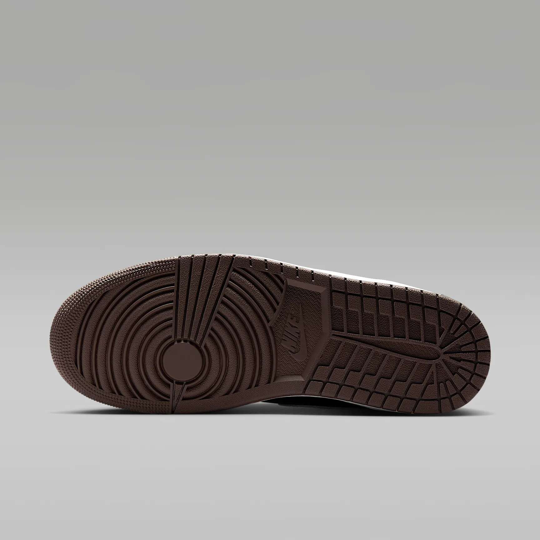 422F31_Air-Jordan-1-Mid_BAROQUE-BROWN_IO3392-237_img1