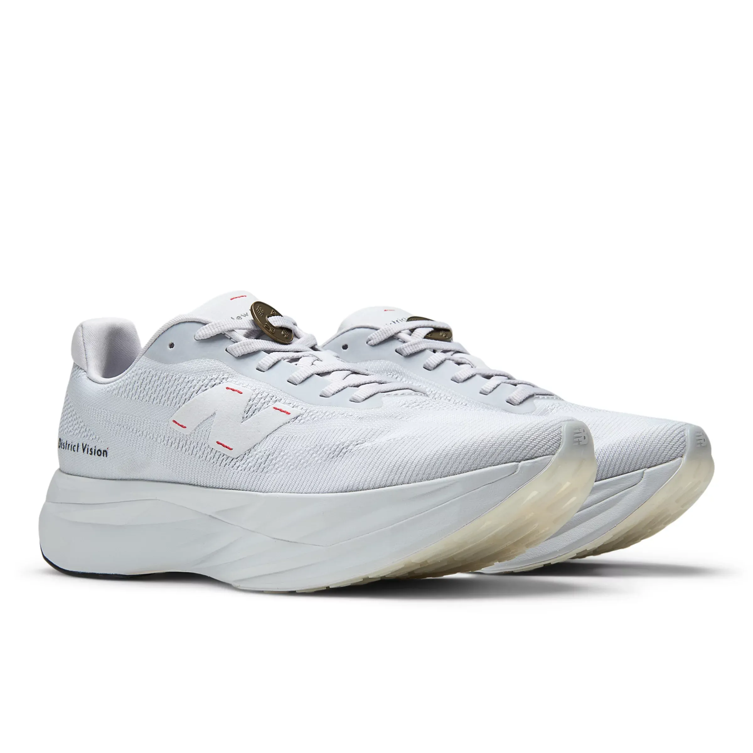 787878_District-Vision-x-New-Balance-SC-Elite-V5-WMNS_LINEN_WRCELDV5_img1