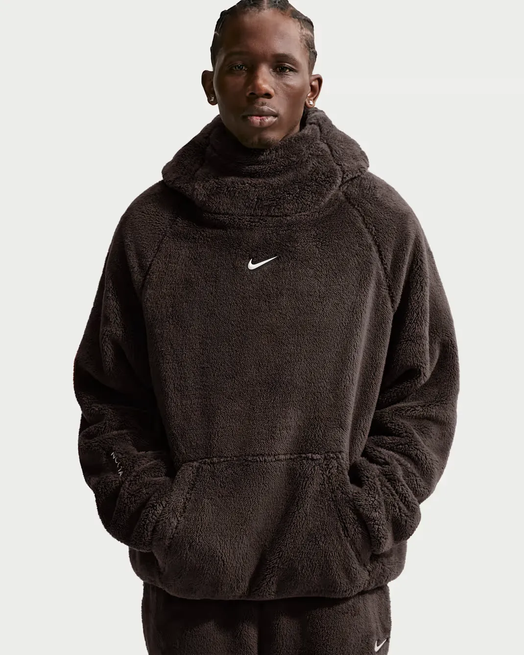 54403e_Nocta-x-Nike-Chalet-Polar-Hoodie_BAROQUE-BROWN_IB0258-237_img3