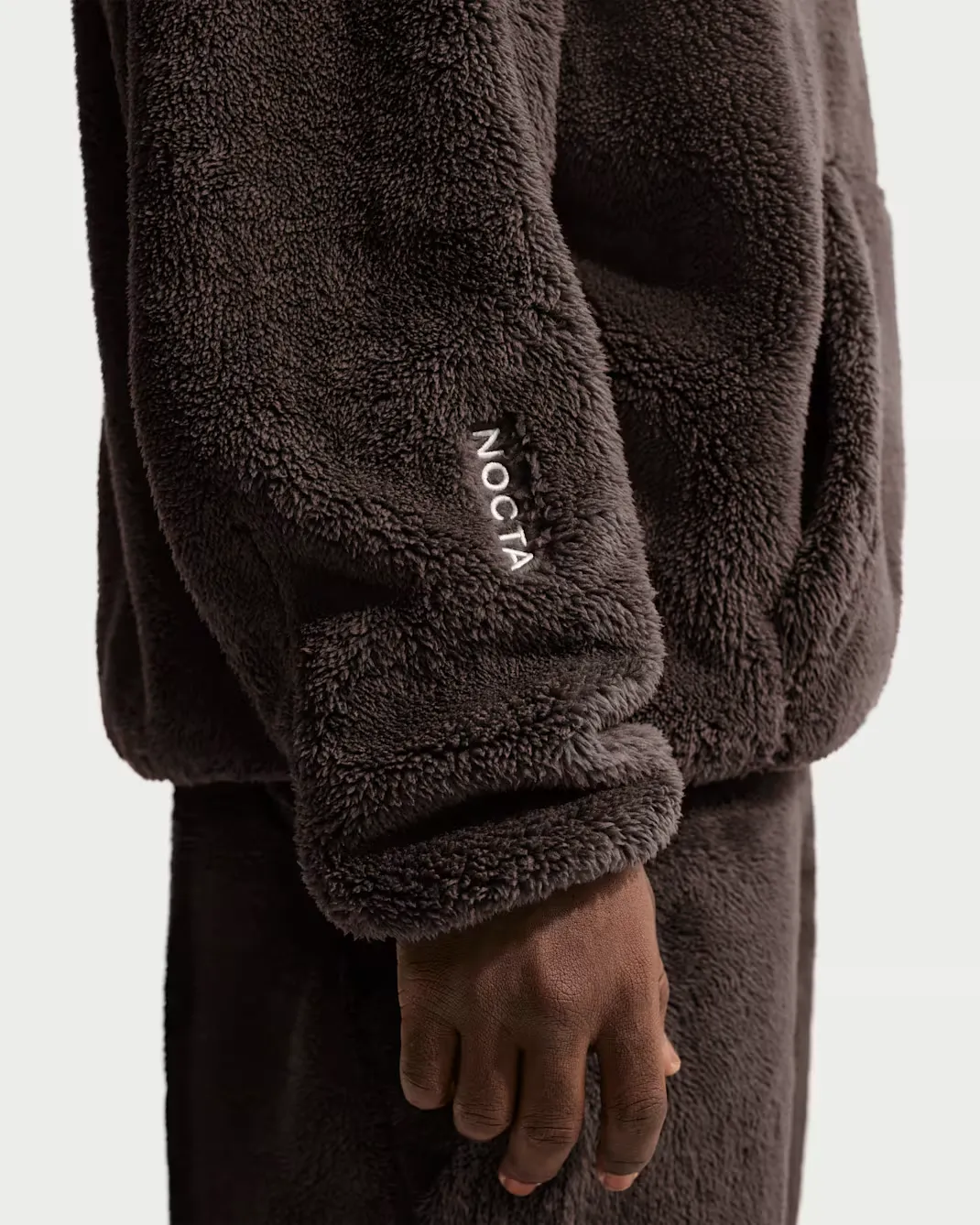 54403e_Nocta-x-Nike-Chalet-Polar-Hoodie_BAROQUE-BROWN_IB0258-237_img8