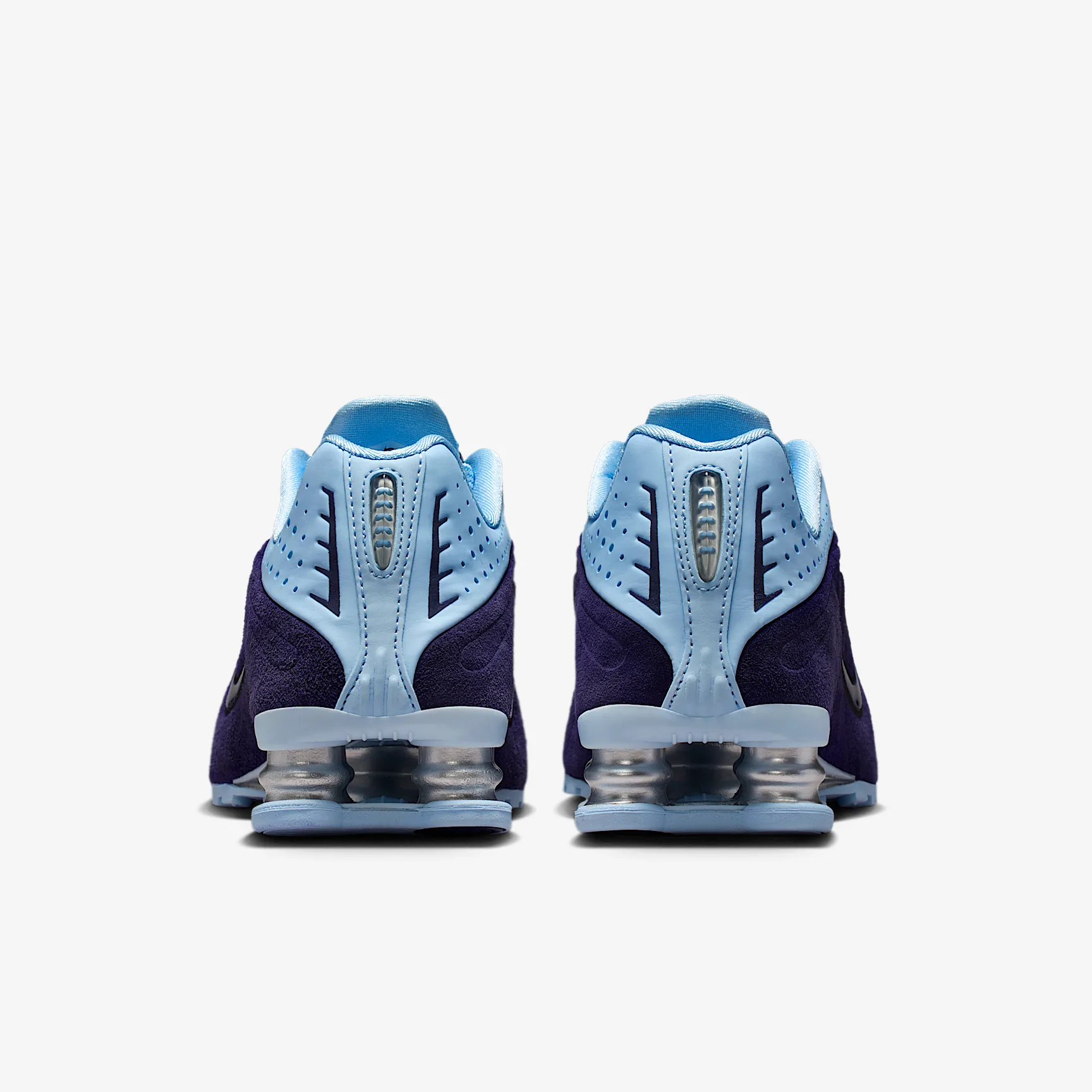 251F37_Nike-Shox-R4-WMNS_CELESTINE-BLUE_HQ7739-500_img5