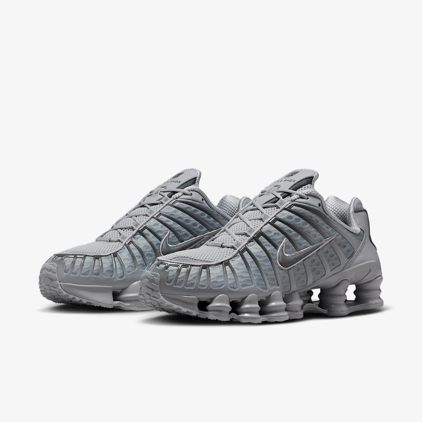 9E9EA2_Nike-Shox-TL_WOLF-GREY-IRON-GREY_AV3595-015_img4