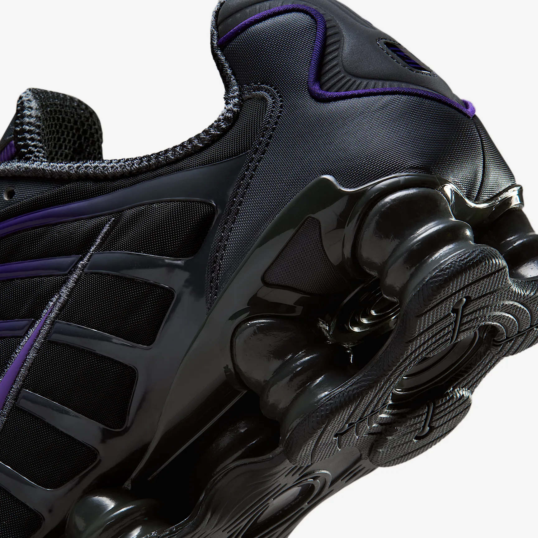 160B2D_Nike-Shox-TL_DARK-SMOKE-GREY-COURT-PURPLE_AV3595-014_img7