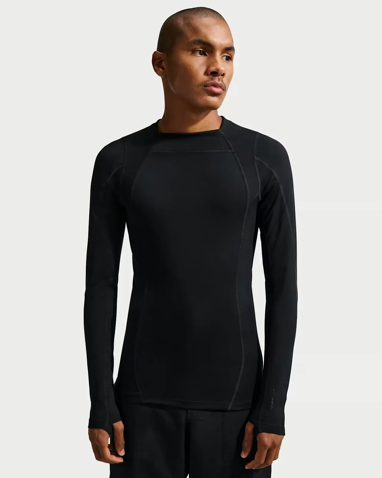 000000_Jacquemus-x-Nike-Long-Sleeve-Top_BLACK_IH0425-010_img0