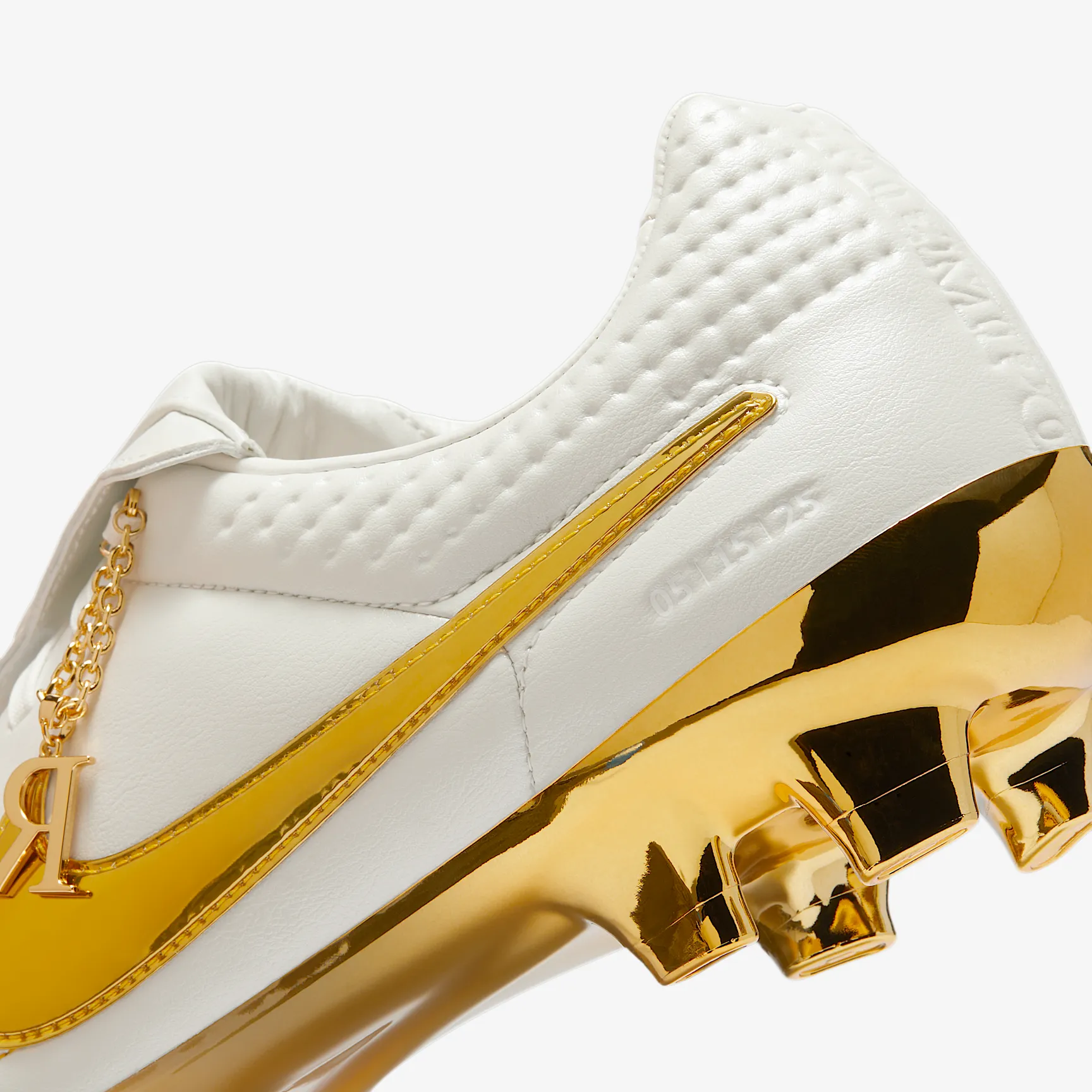 Ronaldinho x Nike Tiempo Legend FG 