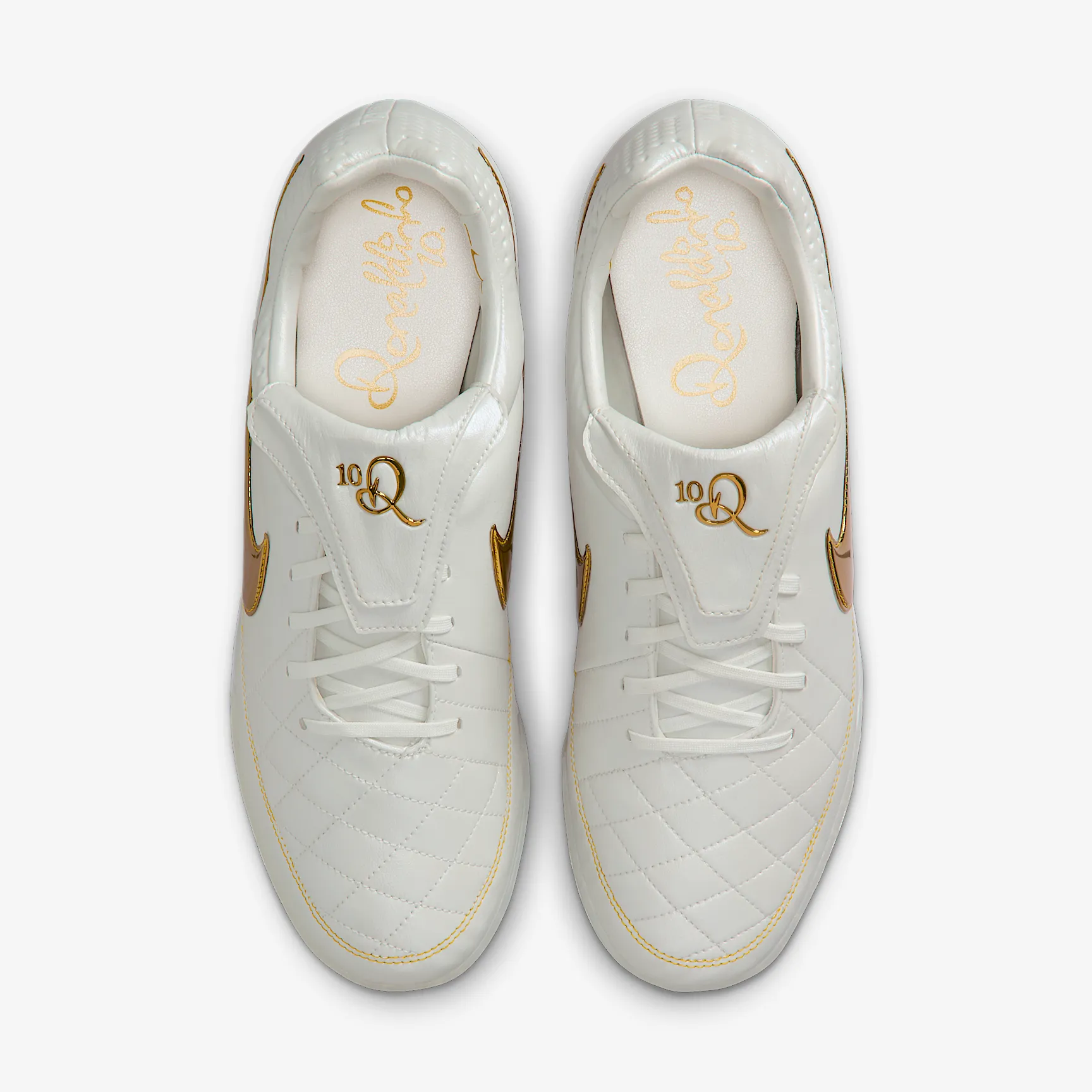 8C5A1F_Ronaldinho-x-Nike-Tiempo-Legend-SE_TOUCH-OF-GOLD_IF4389-100_img3