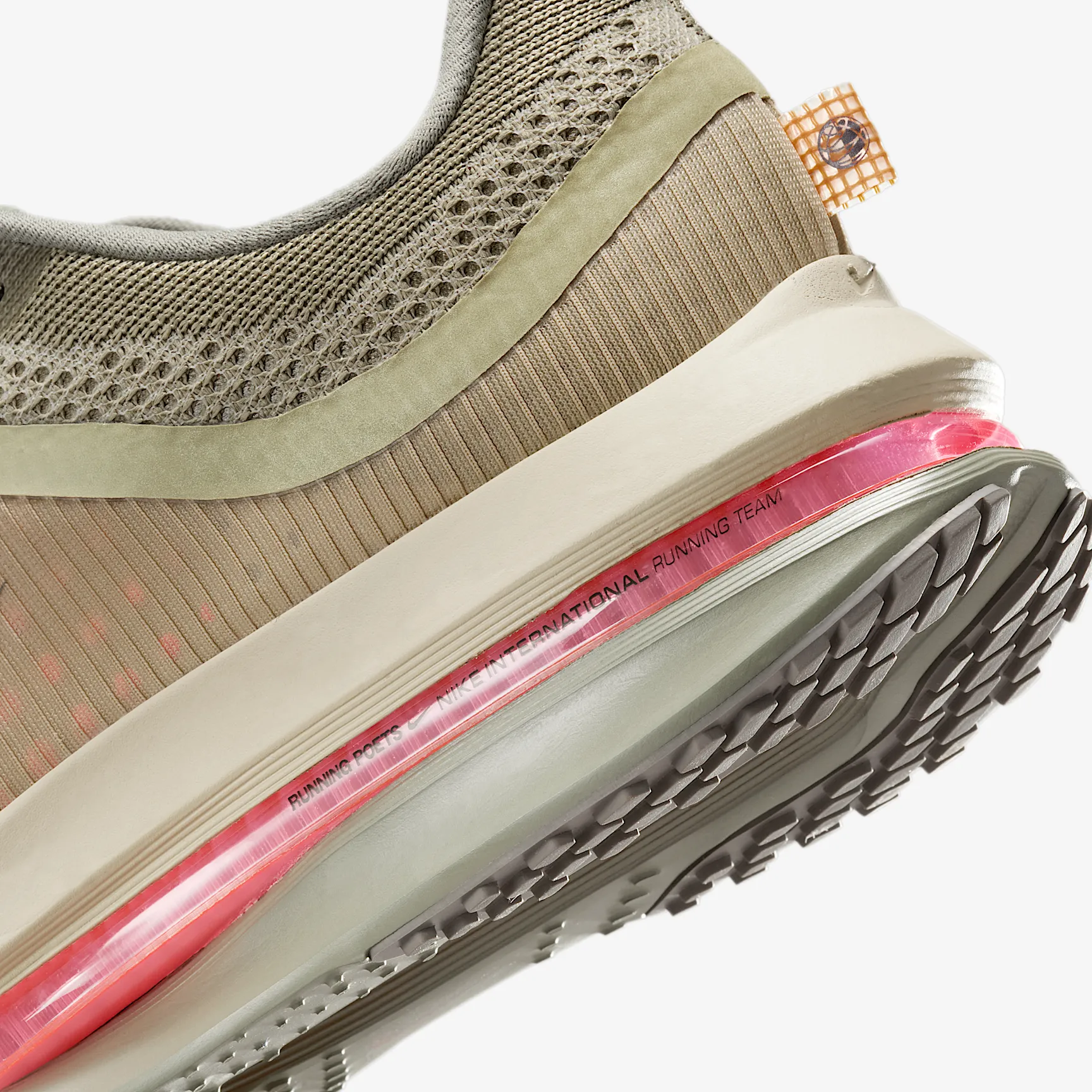 8B7255_Nike-Pegasus-Premium_NEUTRAL-OLIVE-DESERT-KHAKI_IM6677-222_img7