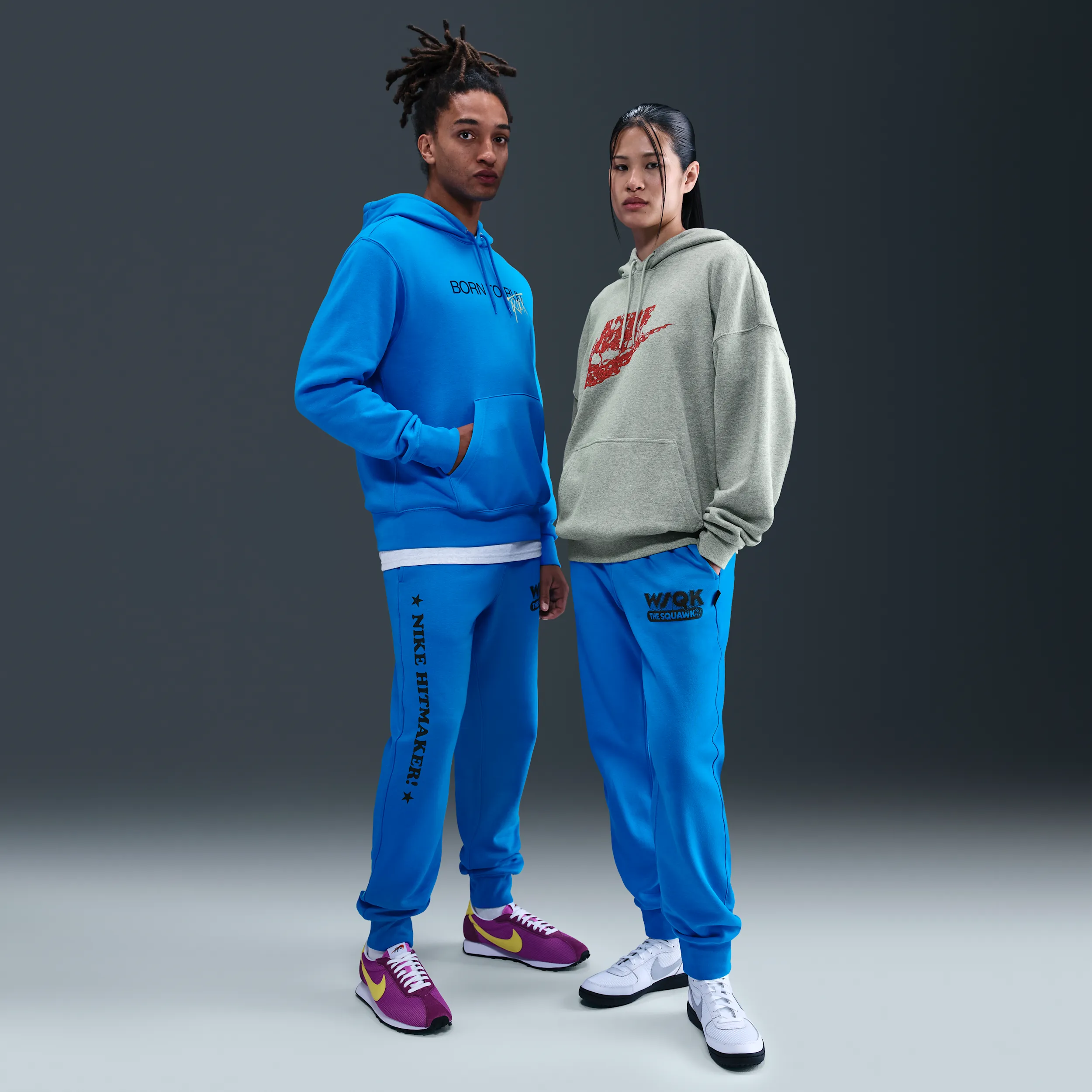 0161ba_Stranger-Things-x-Nike-Fleece-Pants_LIGHT-PHOTO-BLUE_IF1992-435_img1