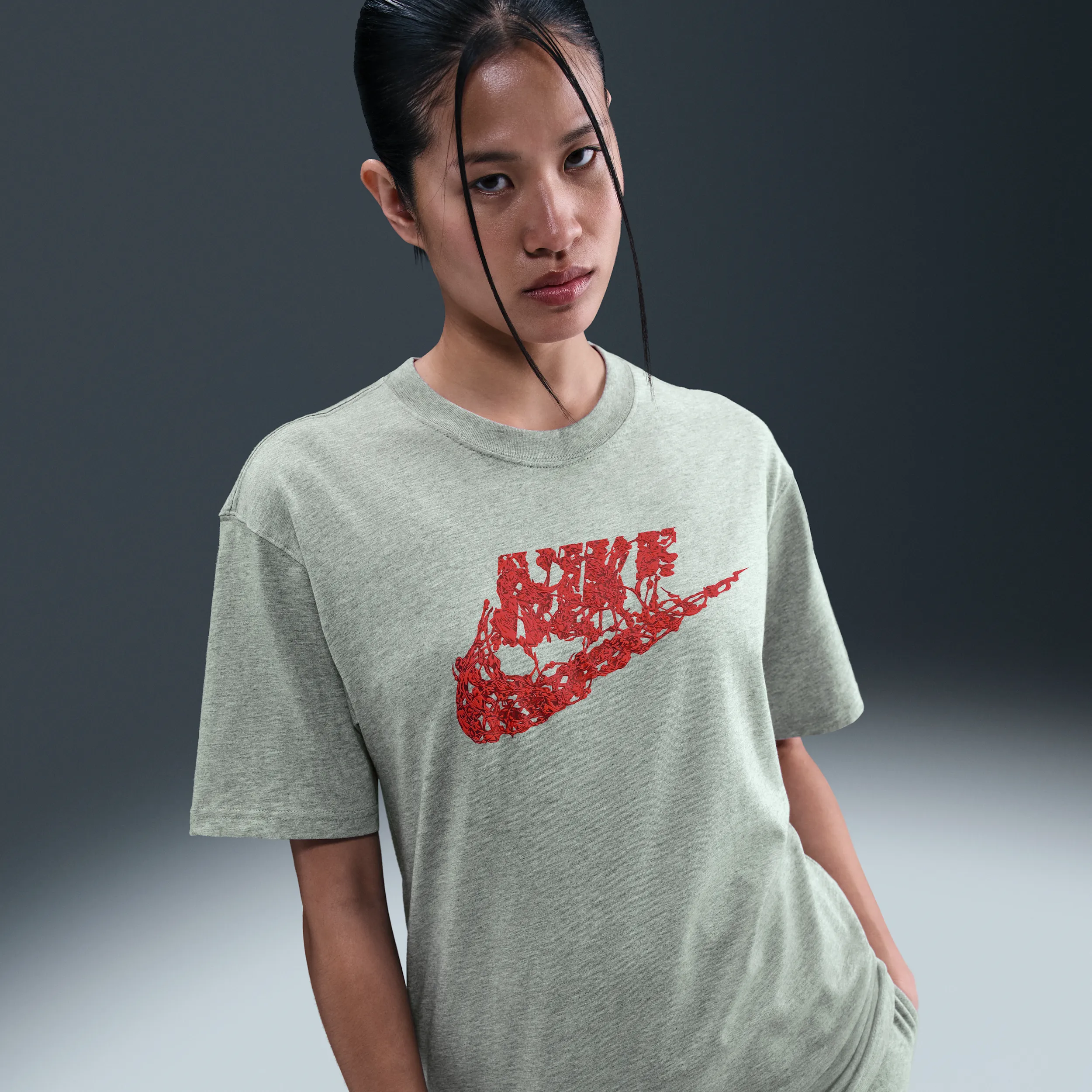 1F1F1F_Stranger-Things-x-Nike-T-Shirt_GREY_IB8068-063_img2