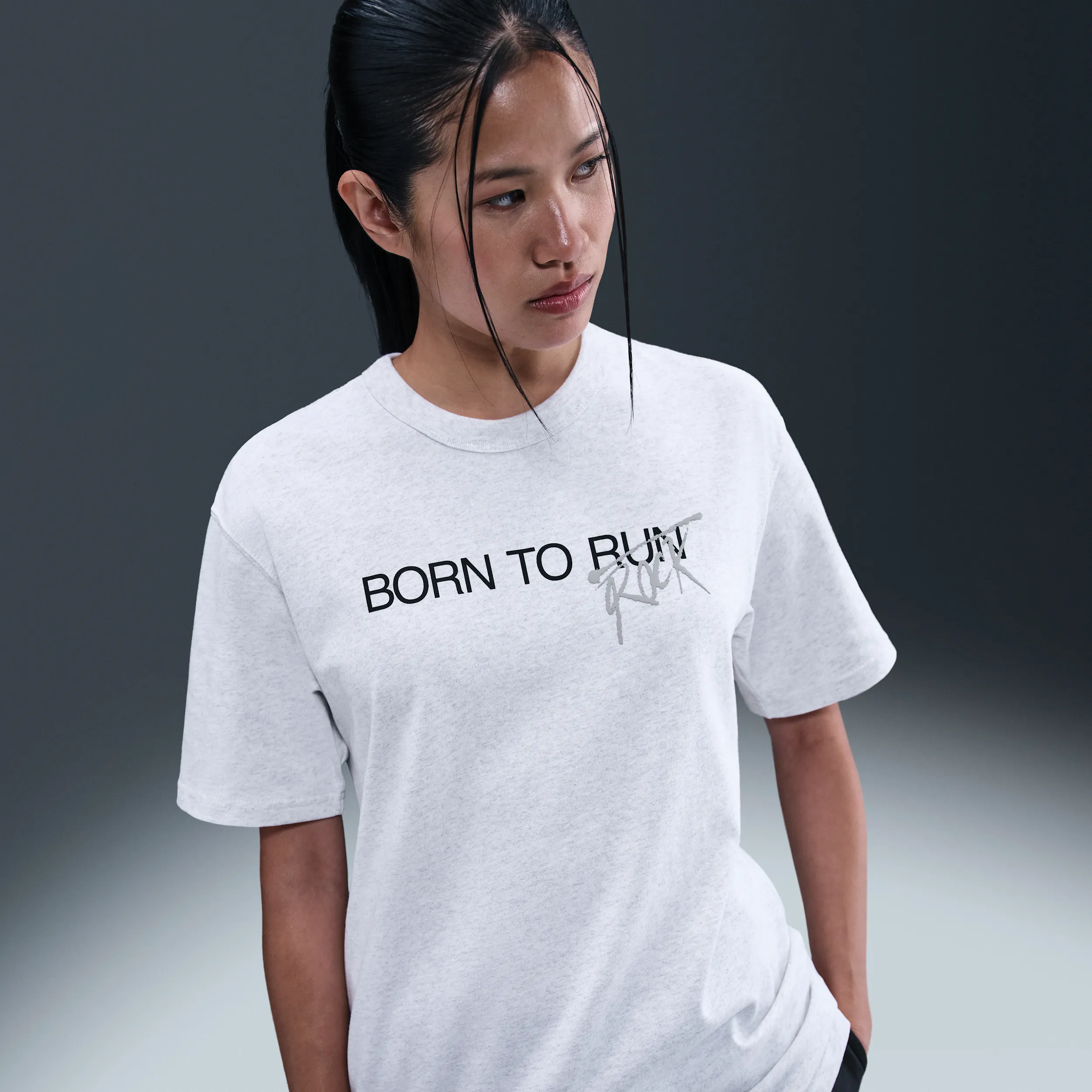 c2c4d2_Stranger-Things-x-Nike-T-Shirt_BIRCH-HEATHER_II5248-051_img1