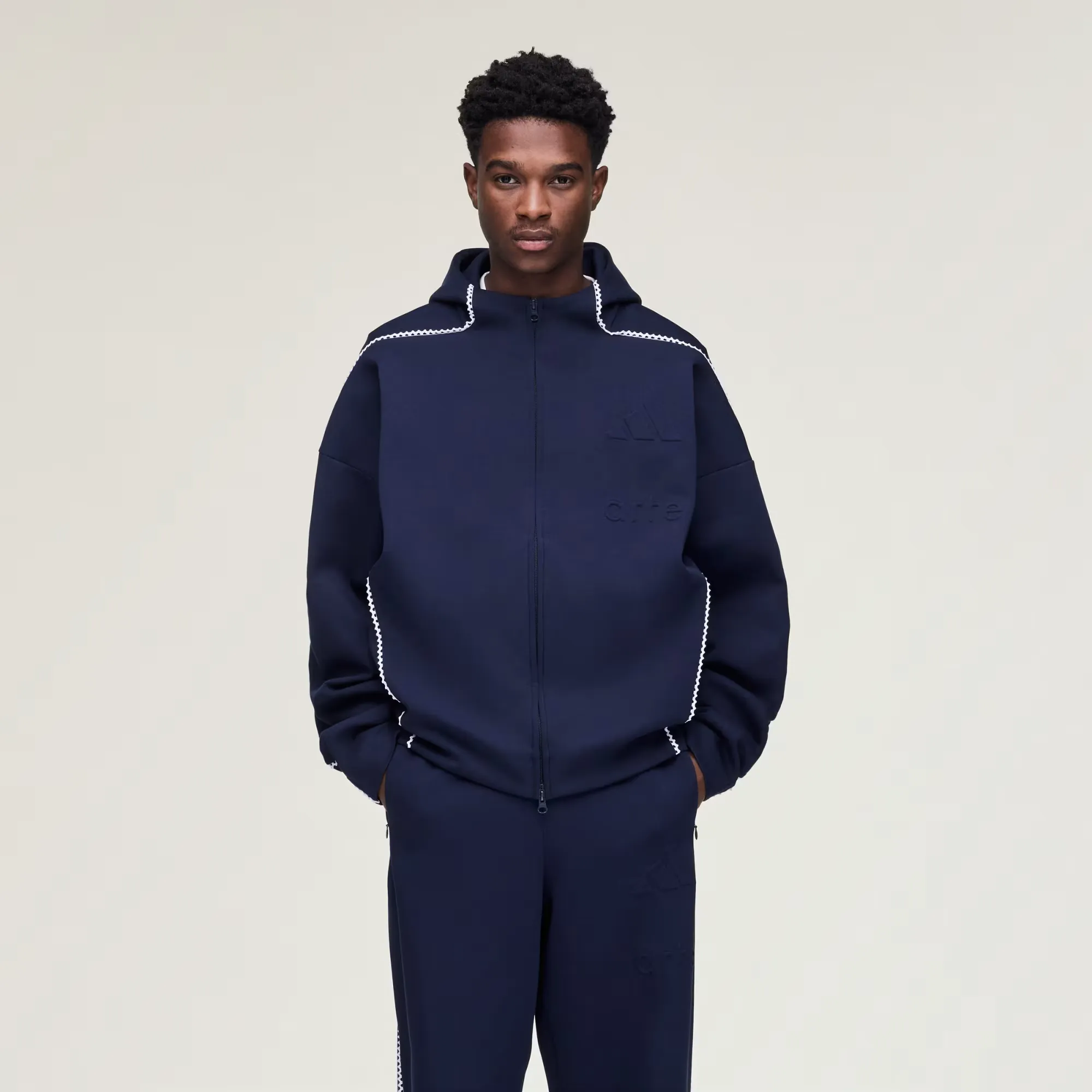 1C2039_Arte-Antwerp-x-adidas-Z.N.E.-Track-Jacket_LEGEND-INK_KD1616_img2