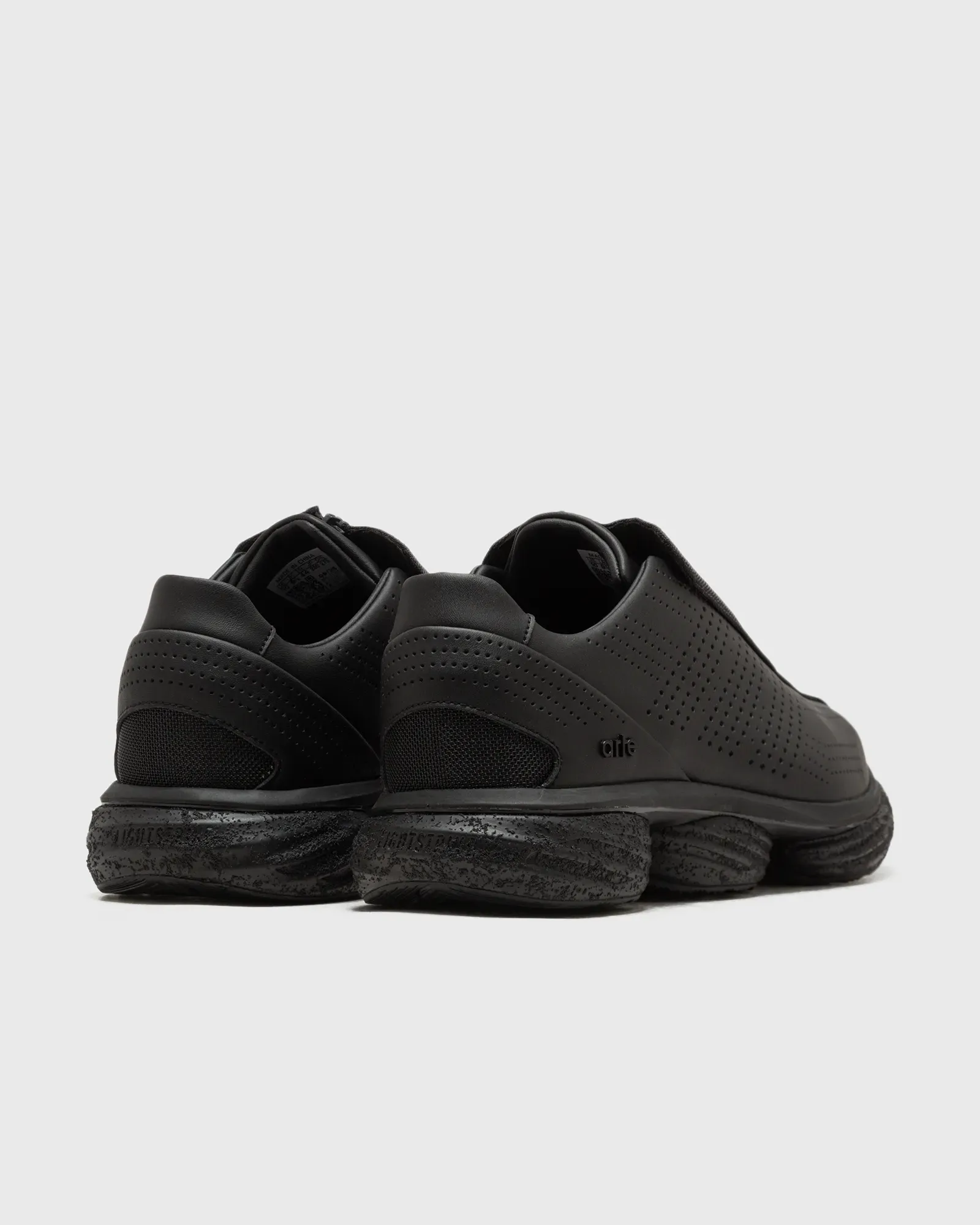 000000_Arte-Antwerp-x-adidas-Lightblaze-Pod_BLACK_KJ1282_img3