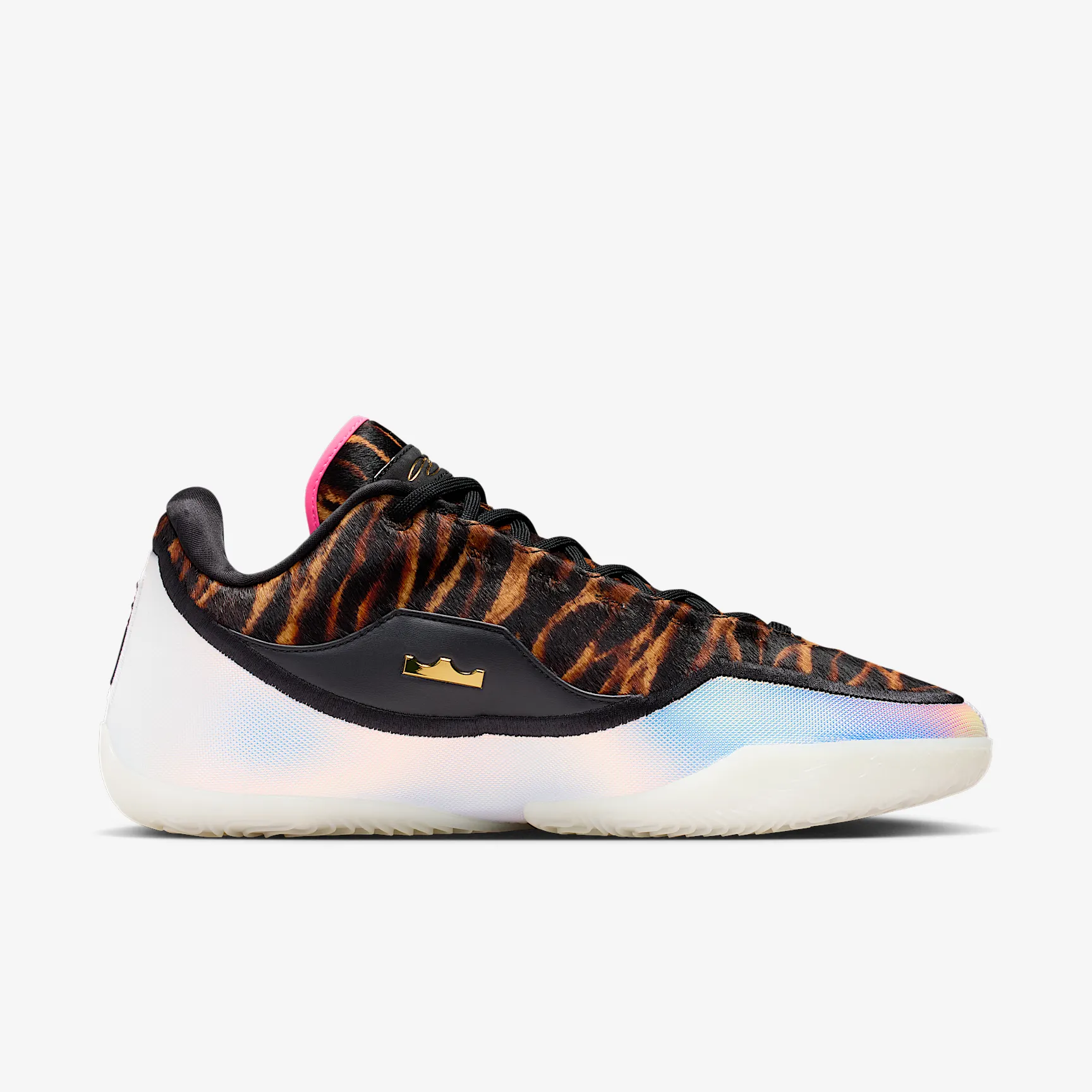 B5752D_Nike-LeBron-23_HEAT-WAVE_IO1115-100_img2