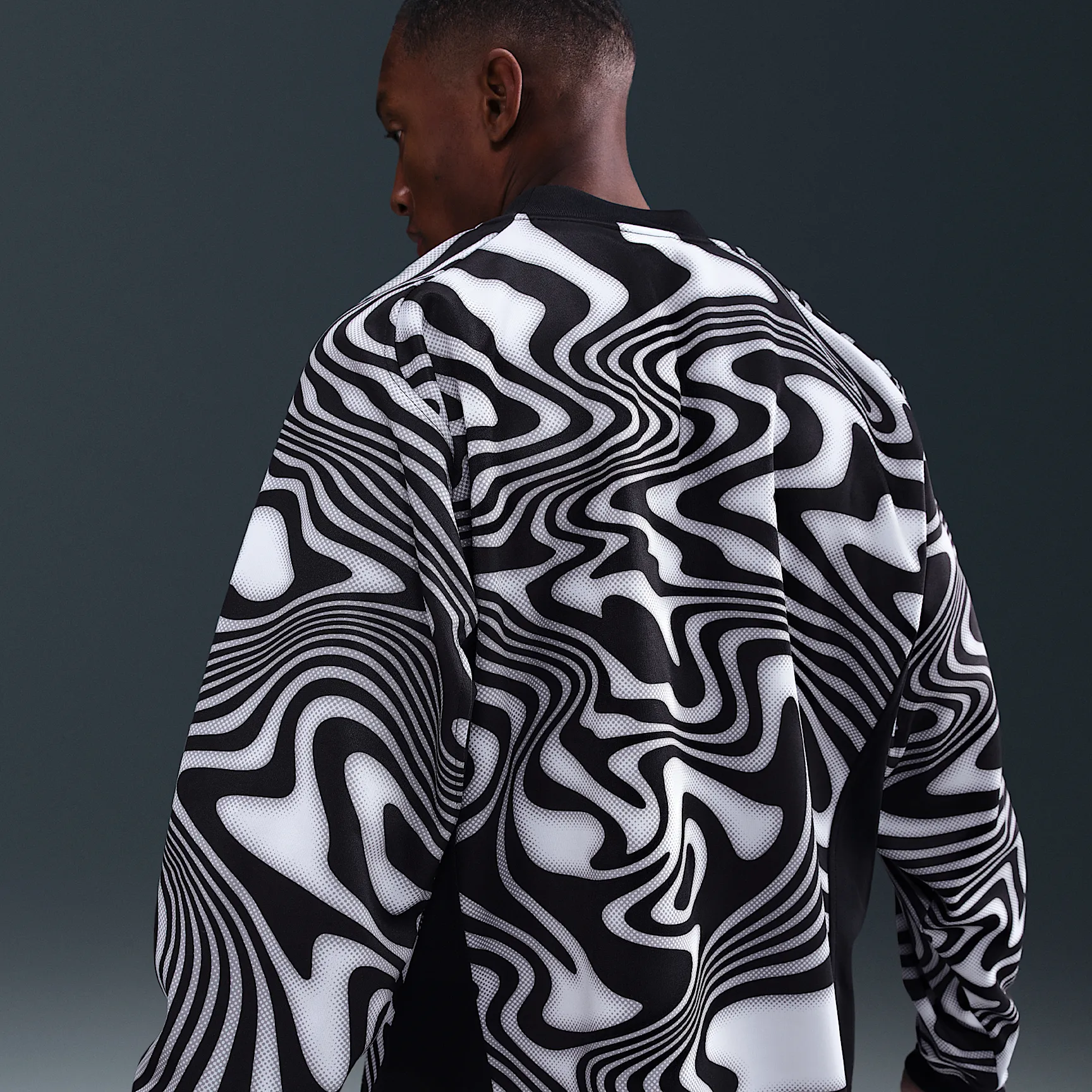 000000_Brazil-Nike-Football-Shirt_AUTHENTIC-GOALKEEPER_IO0795-010_img1