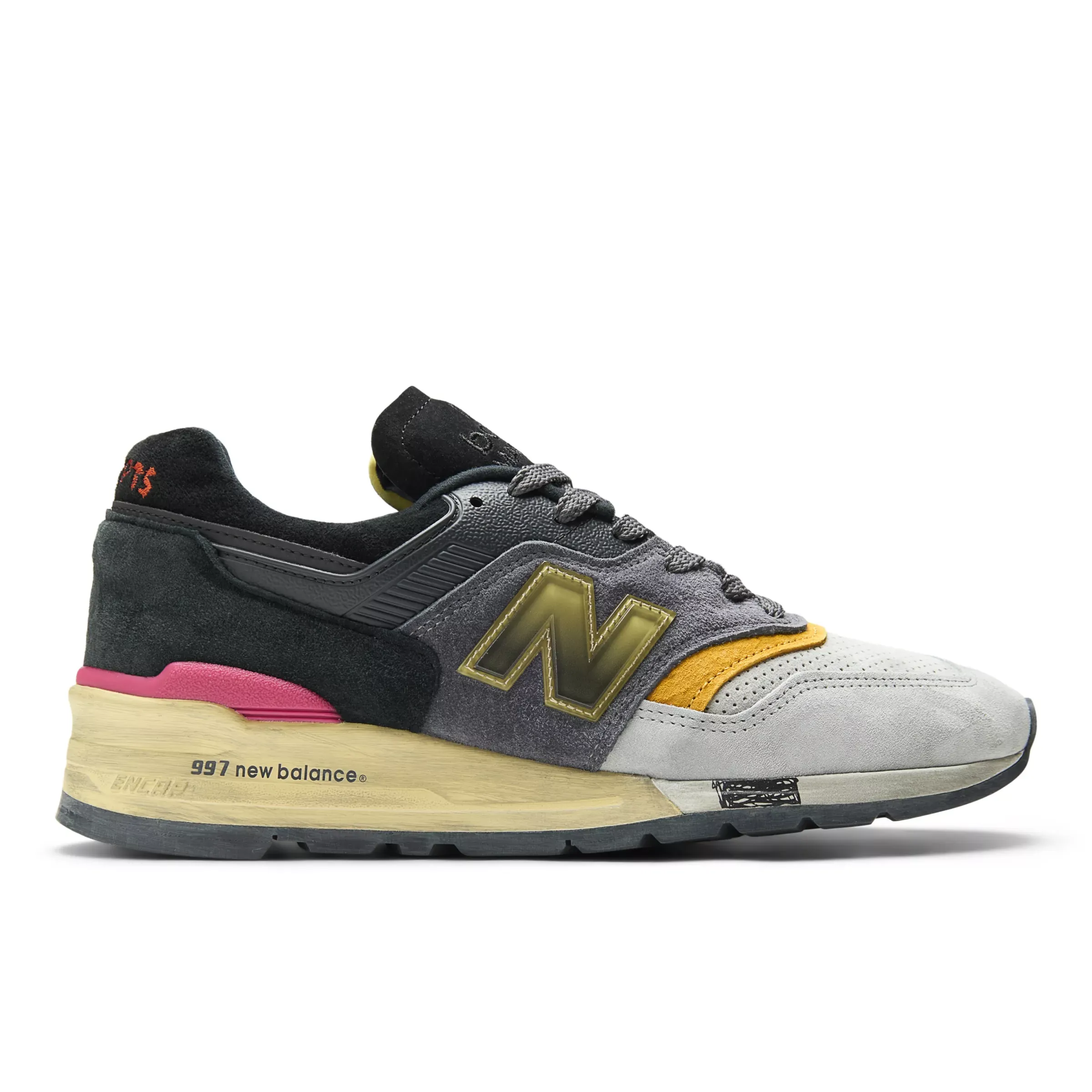 000000_CNCPTS-x-New-Balance-997-Made-in-USA_MONTAGE_U997CNP_img0