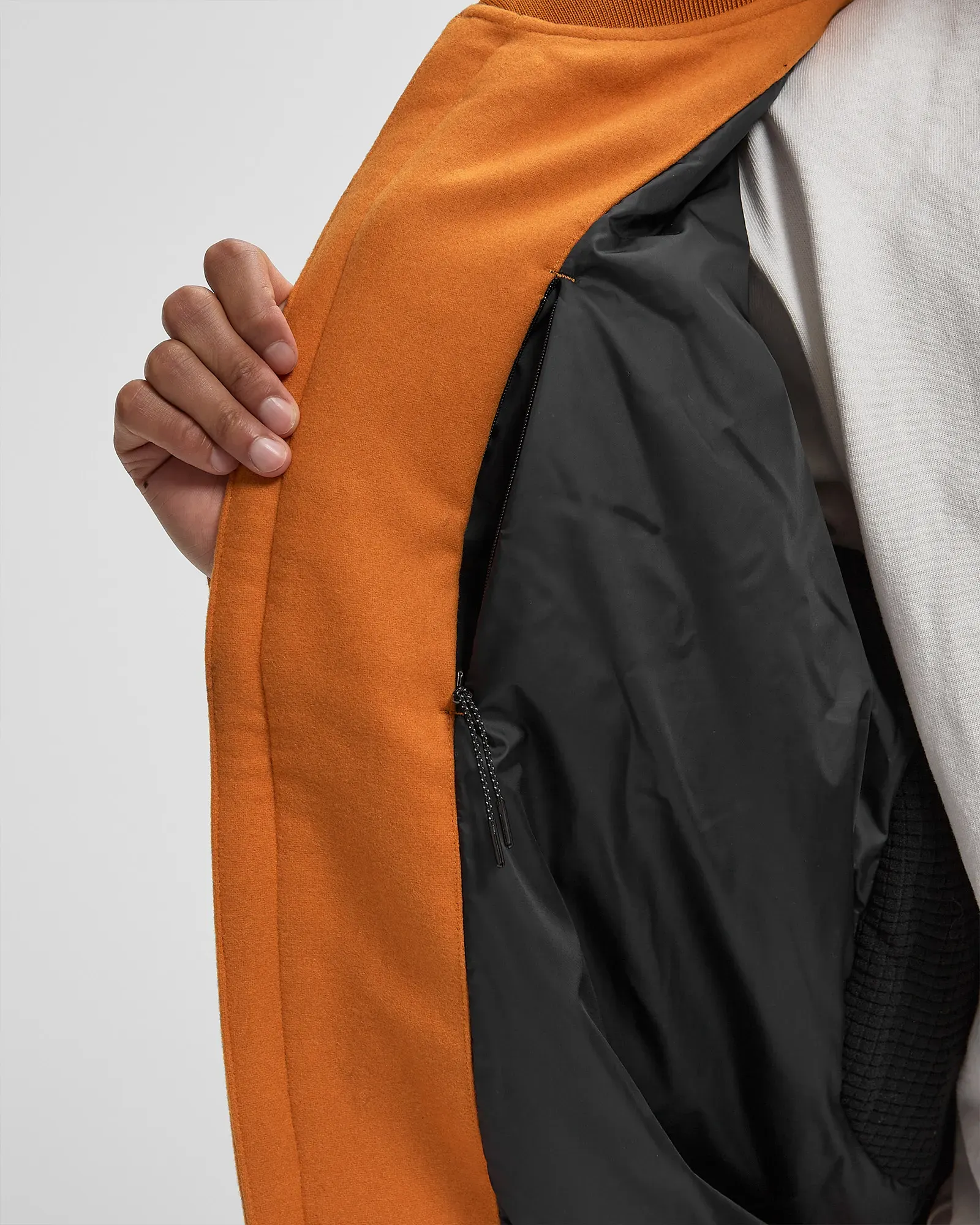 C4672C_Nike-Destroyer-Jacket_MONARCH_II6238-815_img5