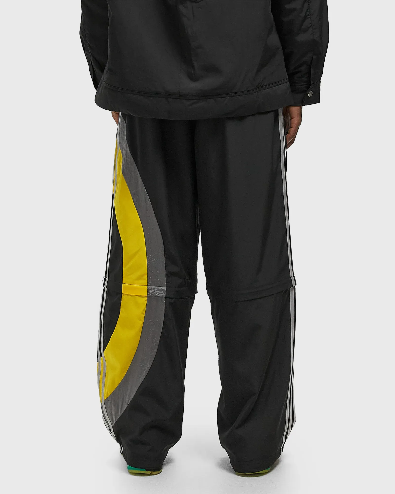 000000_Brain-Dead-x-adidas-Track-Pant_BLACK_KB2381_img1