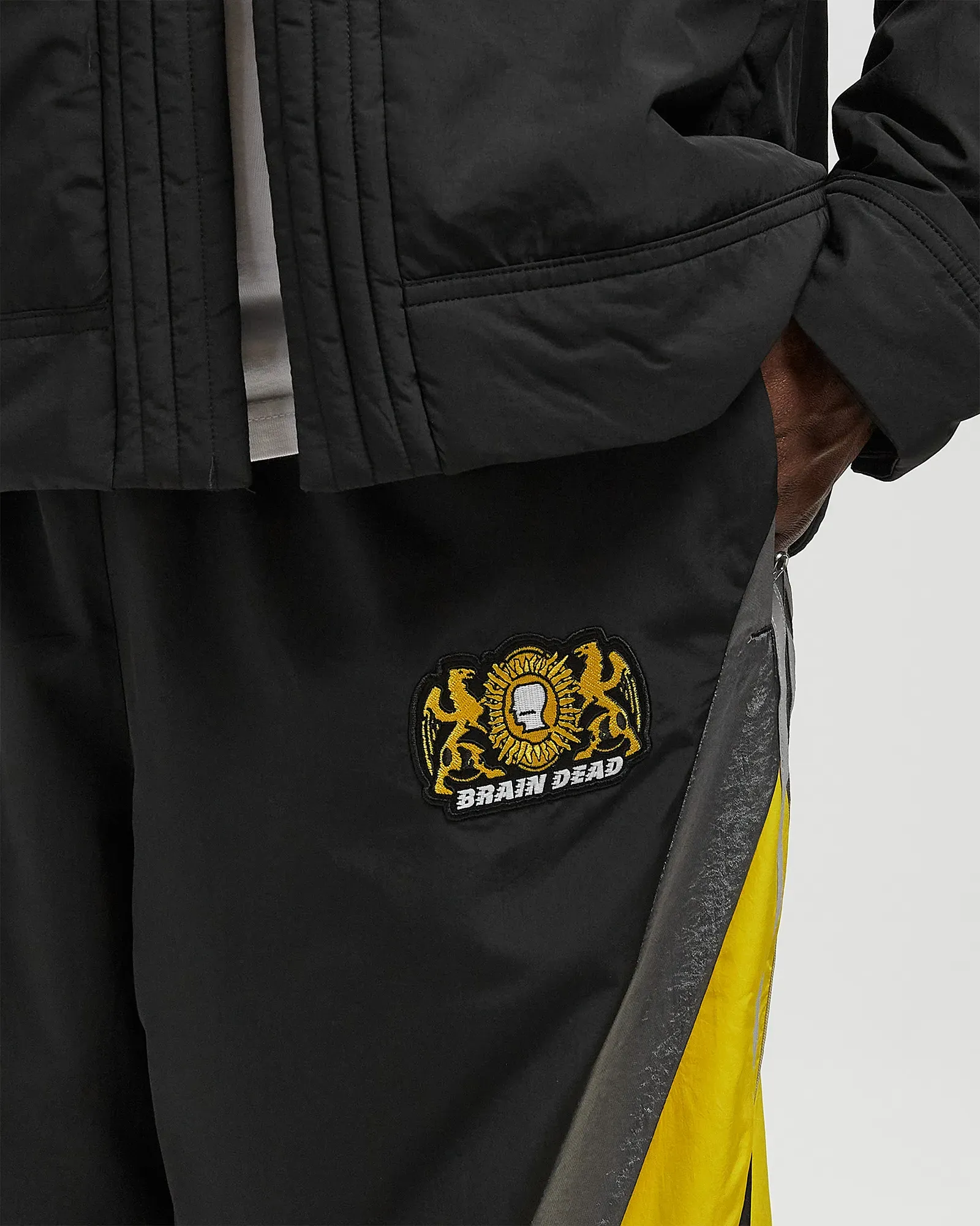 000000_Brain-Dead-x-adidas-Track-Pant_BLACK_KB2381_img2