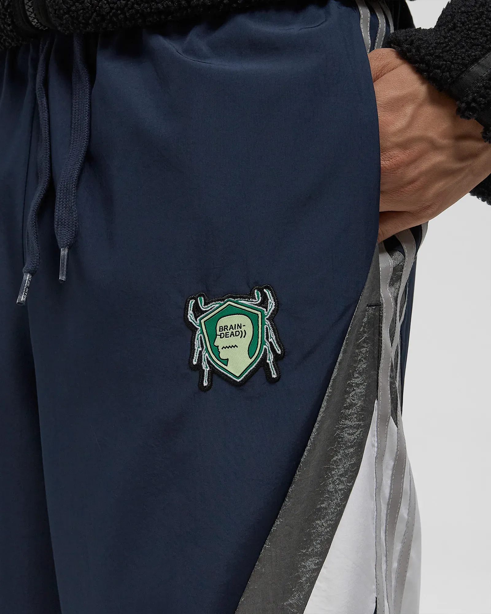 1C2331_Brain-Dead-x-adidas-Track-Pant_COLLEGIATE-NAVY_JY7975_img2