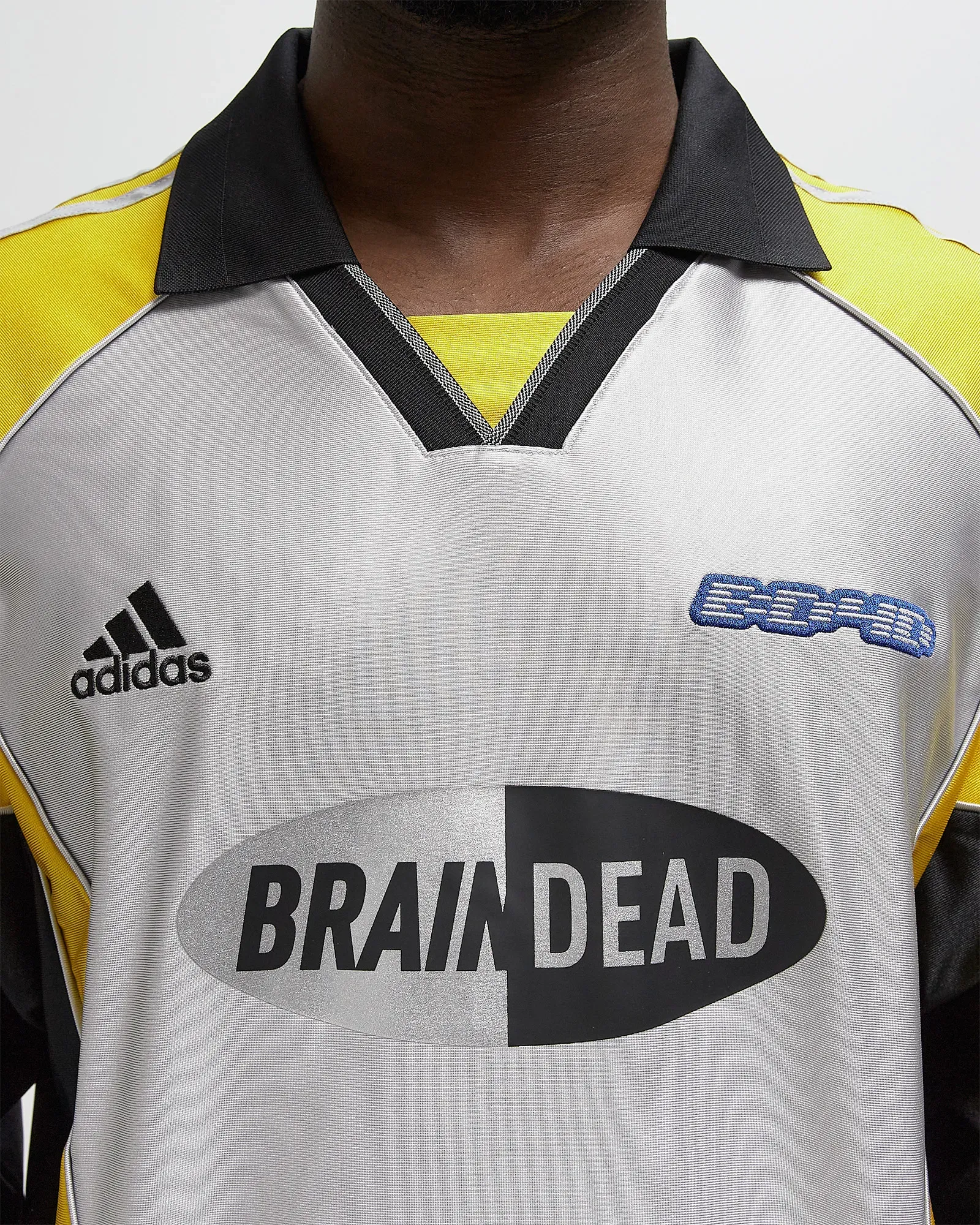 949494_Brain-Dead-x-adidas-Jersey_SILVER-METALLIC_JY7960_img1