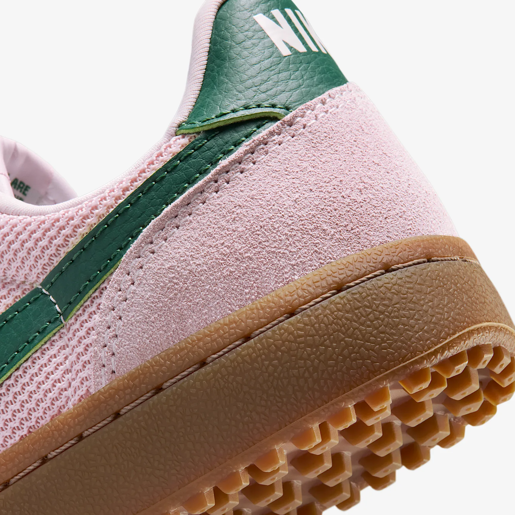 E0CBD2_Nike-Field-General_LIGHT-SOFT-PINK_IF5850-600_img7