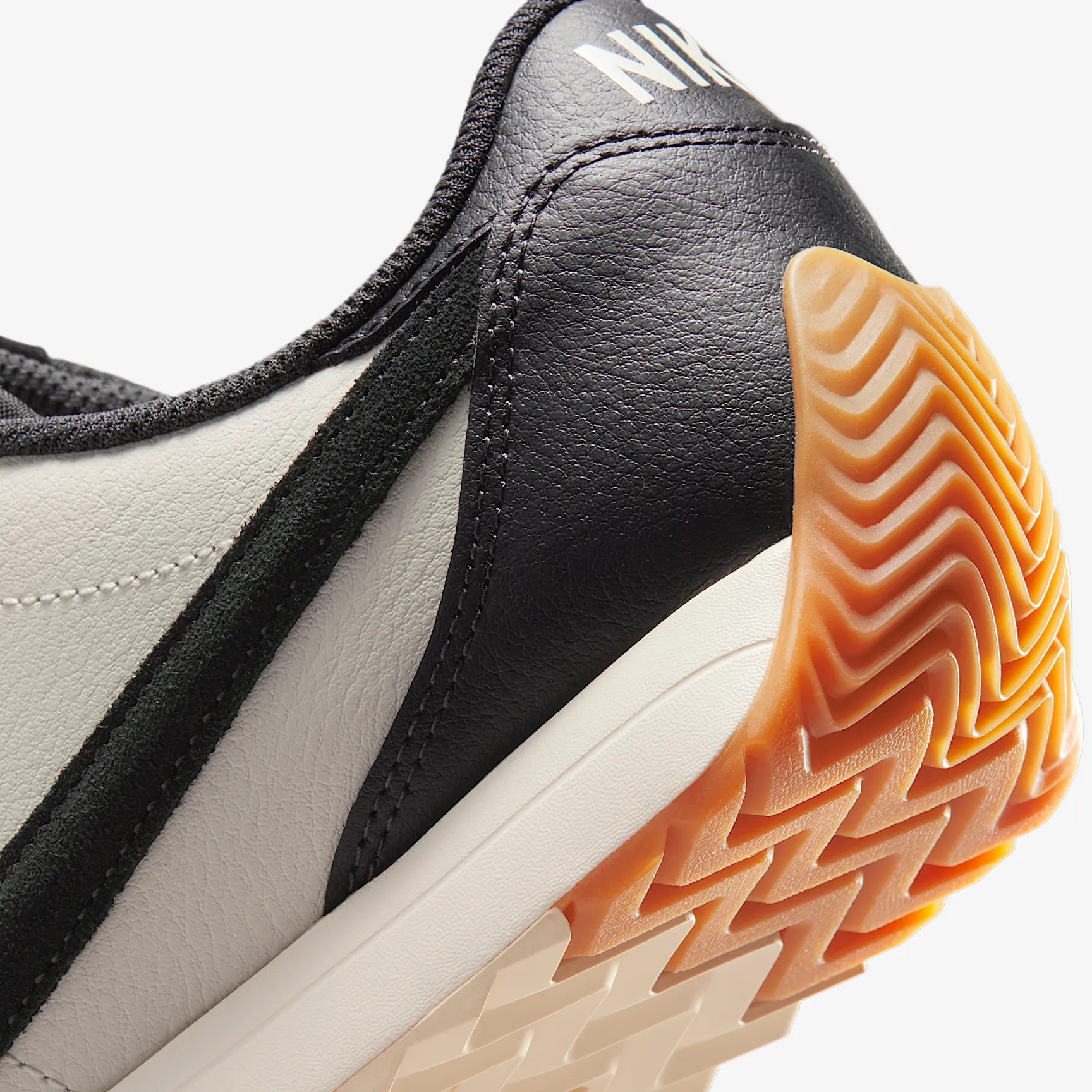 000000_Nike-Pacific-Leather_OFF-NOIR_IQ2972-133_img7