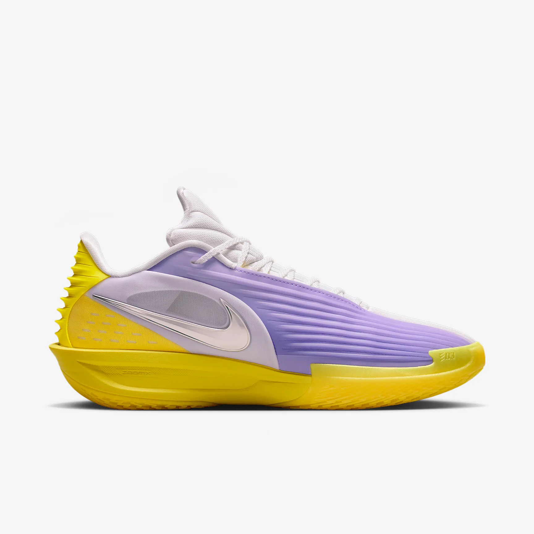 C7AA03_Nike-GT-Cut-3-Turbo_LOS-ANGELES-LAKERS_HV9918-500_img2