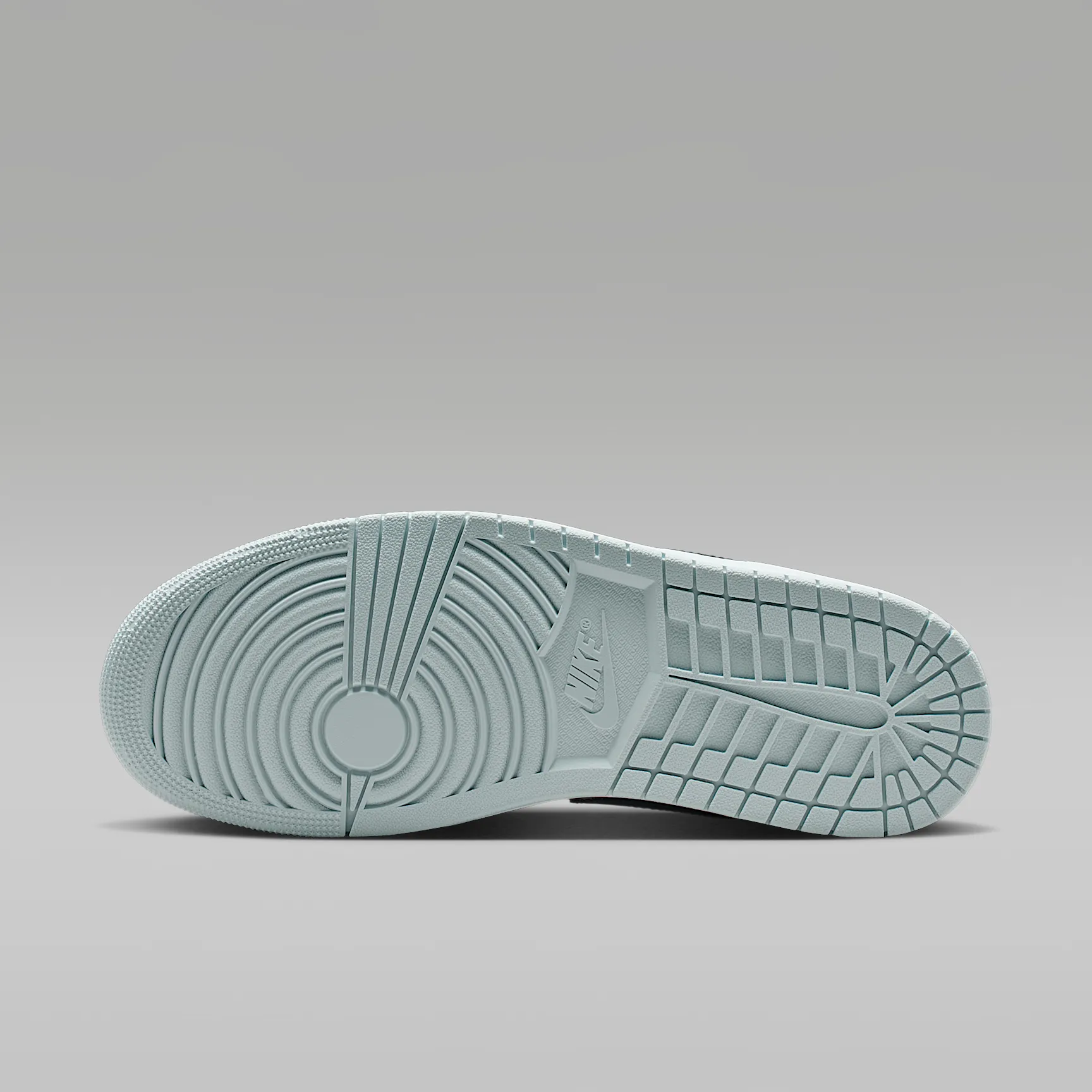 C1CFD3_Air-Jordan-1-Low_SQUADRON-BLUE_553558-400_img1