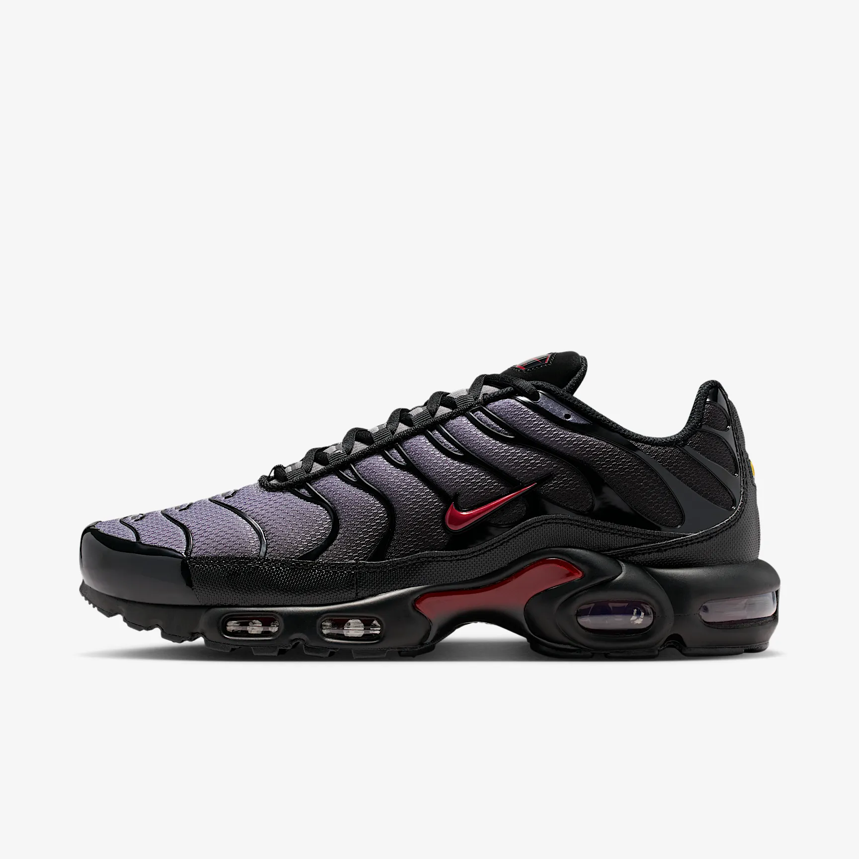 1B1B1D_Nike-Air-Max-Plus_BLACK-TEAM-CRIMSON_DM0032-032_img0