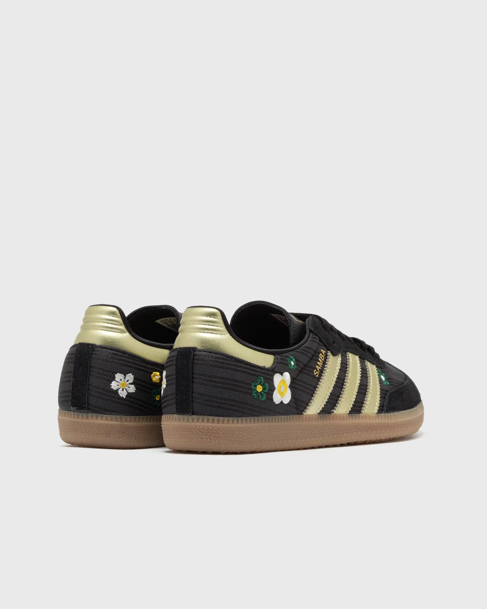 000000_adidas-Samba-OG-WMNS_FLOWERS_IH1331_img3