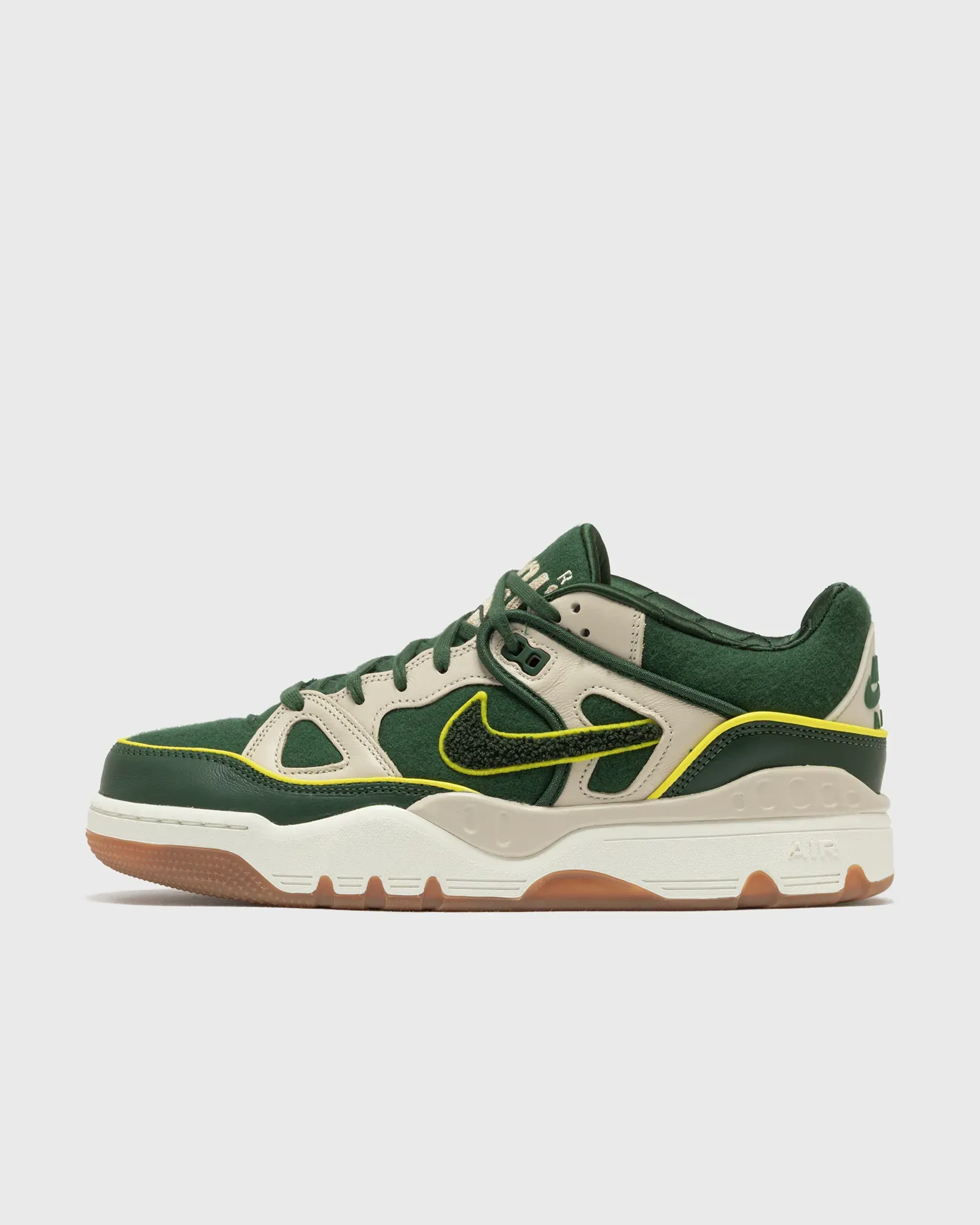 3F5A41_NIGO-x-Nike-Air-Force-3-Low_FOREST-GREEN_HV5032-300_img0