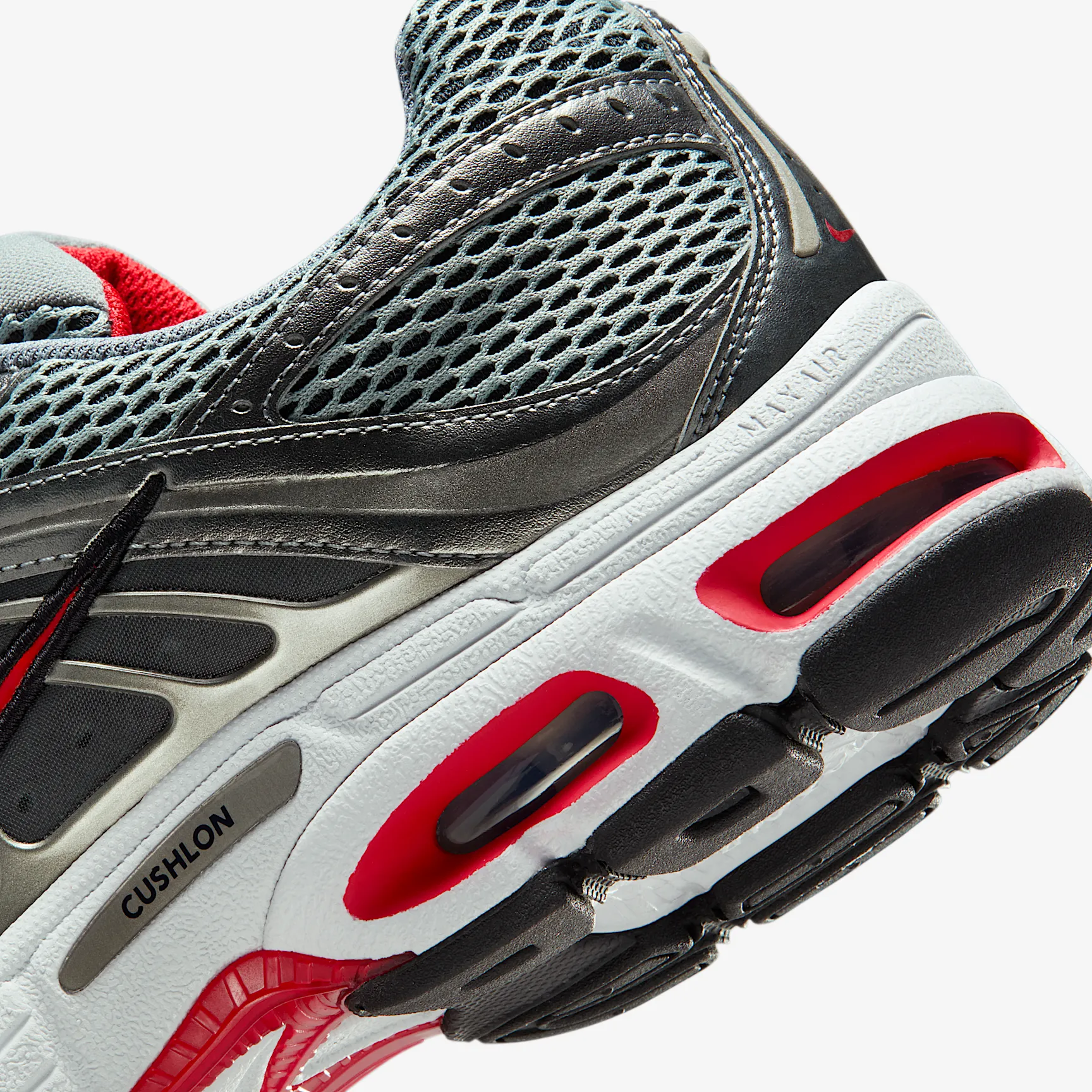 000000_Nike-Air-Max-Moto-2K_SMOKE-GREY-RED_IO9279-005_img7