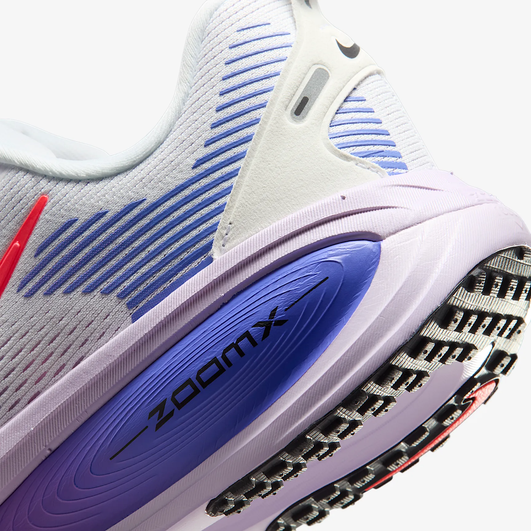 7D01FF_Nike-Vomero-18-WMNS_WHITE-VIOLET-MIST_HM6804-112_img7