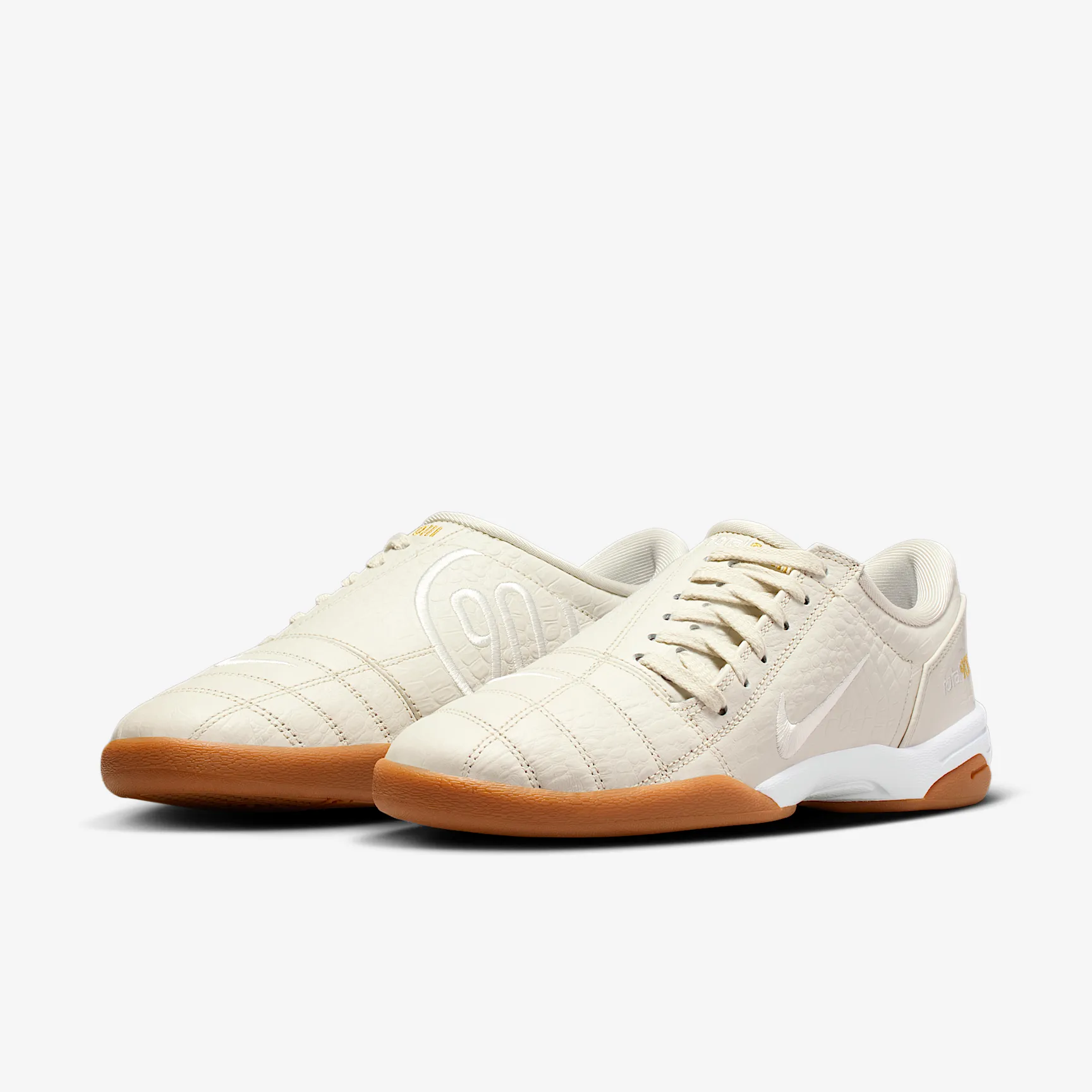 CCC6B6_Nike-Total-90-WMNS_LIGHT-BONE-SAIL_IF3947-002_img4