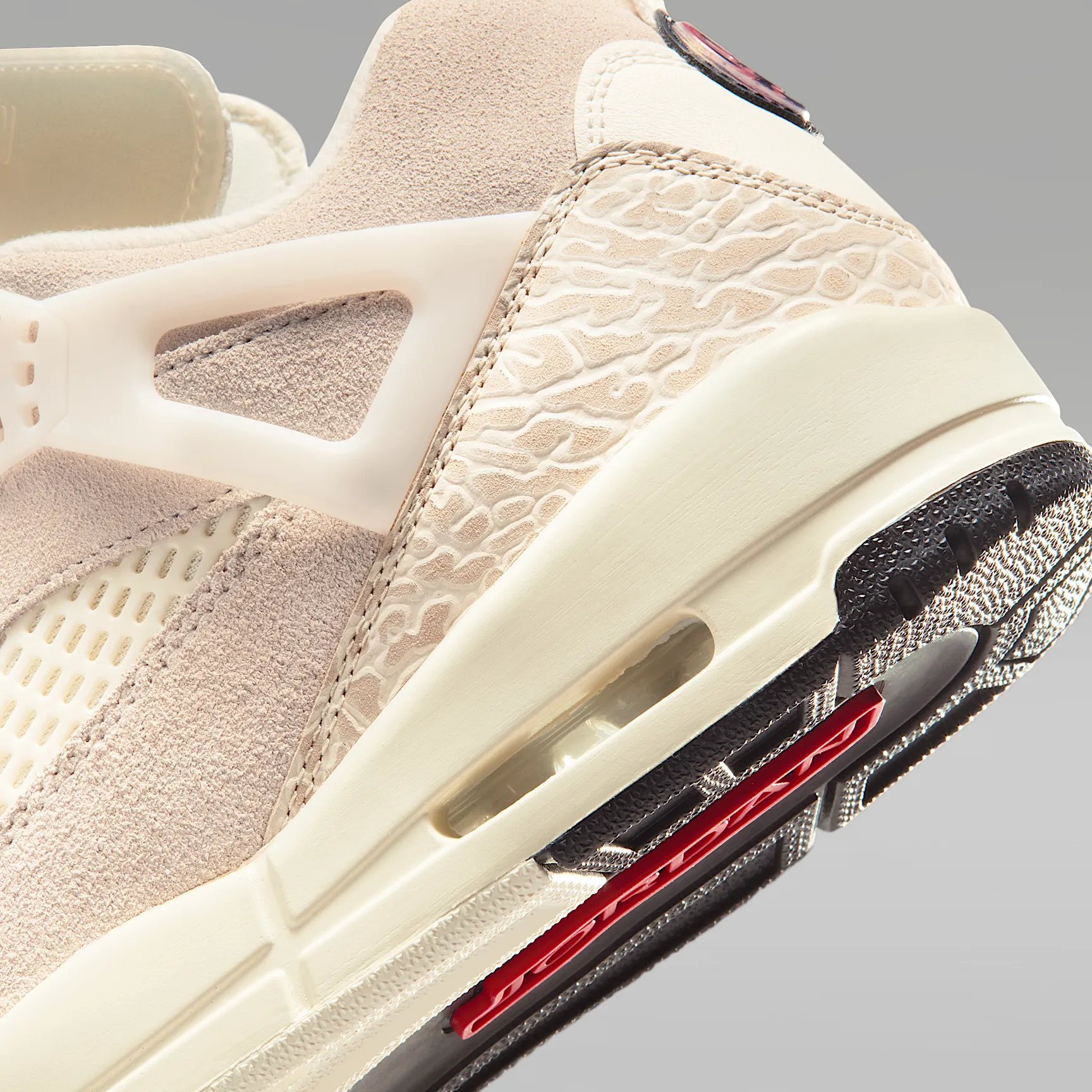 000000_Jordan-Spizike-Low_SAIL-LIGHT-KHAKI_IQ0303-133_img7