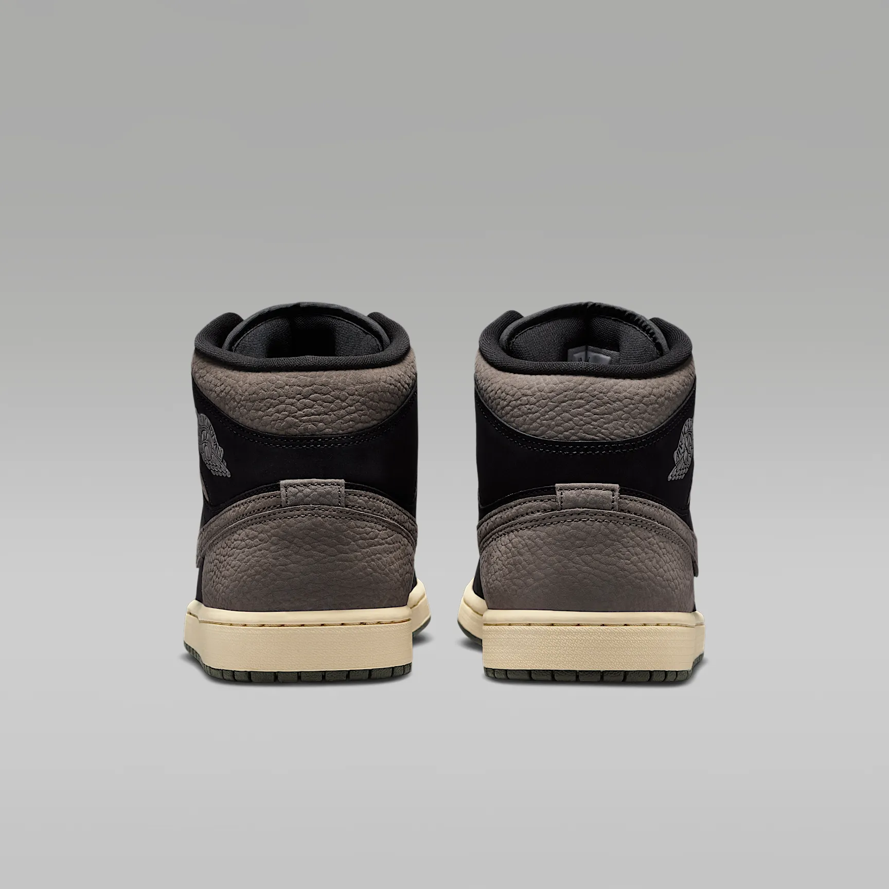 7A6F65_Air-Jordan-1-Mid-SE_BLACK-LIGHT-WILD_IB7110-002_img5