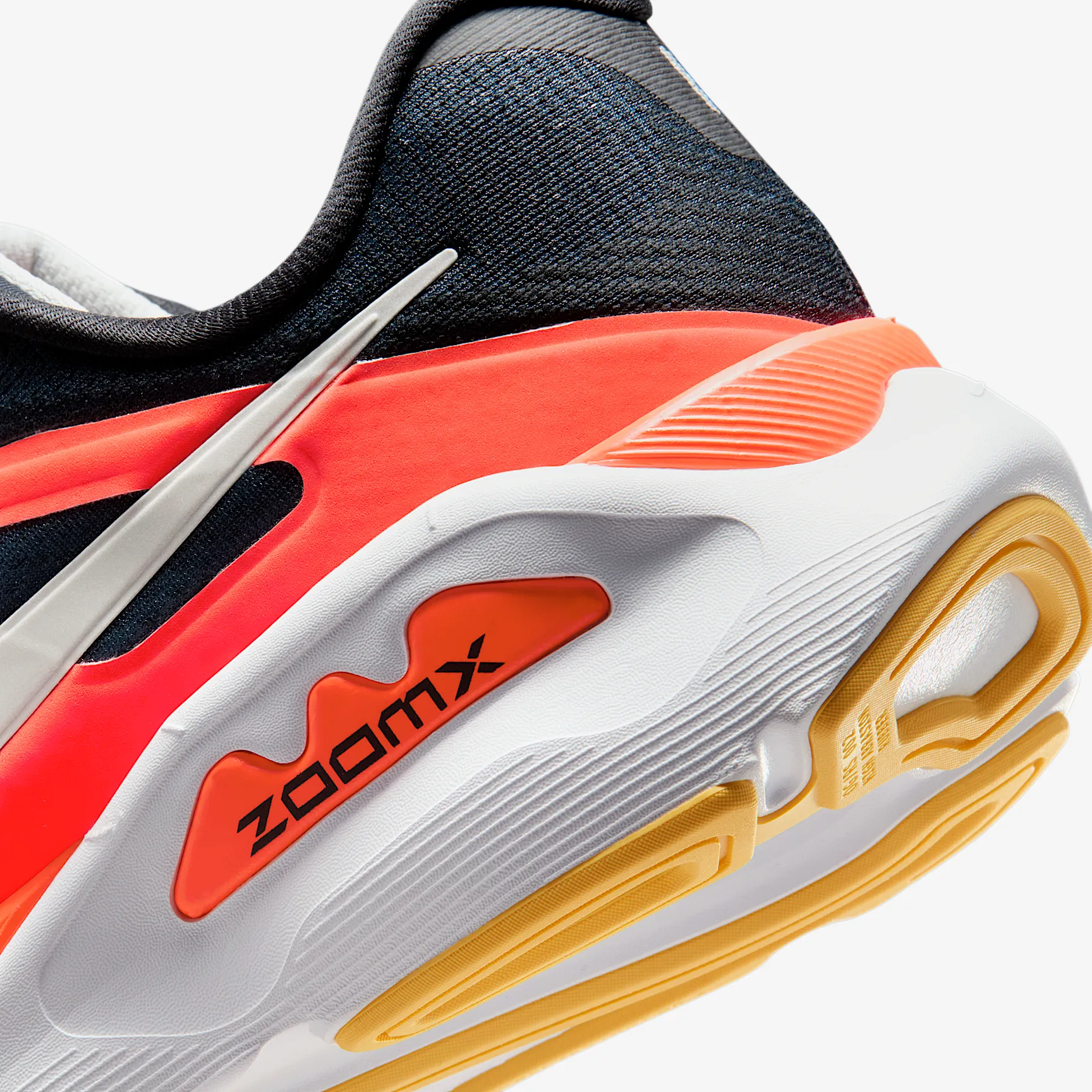 000000_Nike-Structure-Plus_BLACK-BRIGHT-CRIMSON_HQ3048-003_img7