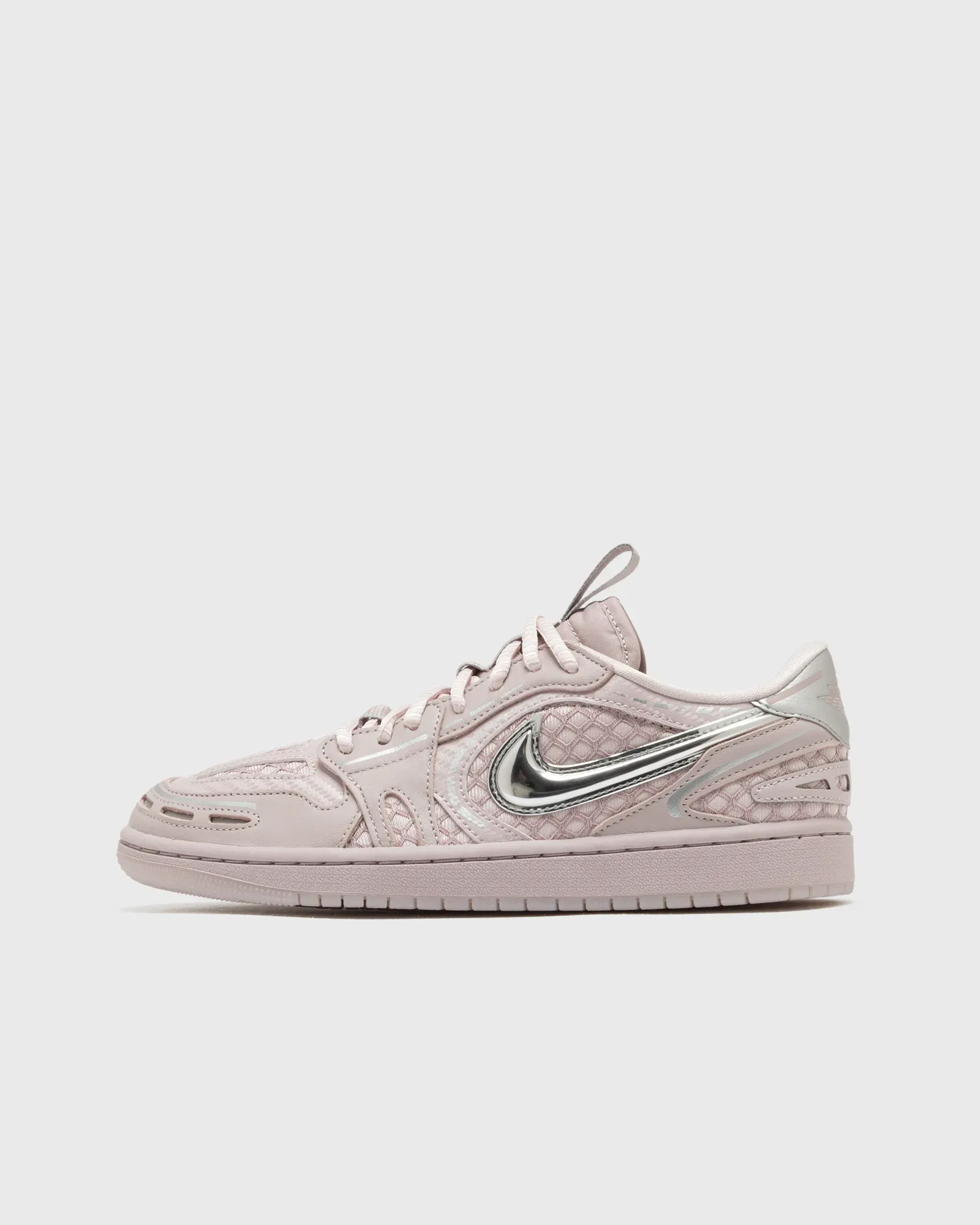 BBAAA9_Air-Jordan-1-Low-MM-V3-WMNS_PARTICLE-PINK_HQ2186-601_img0