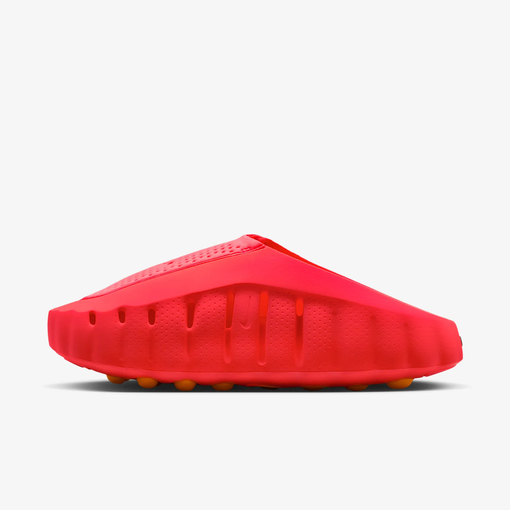 E3212A_Nike-Mind-001-WMNS_SOLAR-RED_HQ4309-600_img1
