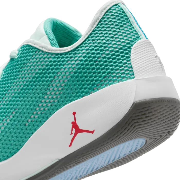 60B5B1_Jordan-Luka-77_LOVE-LETTER_IF1610-300_img8