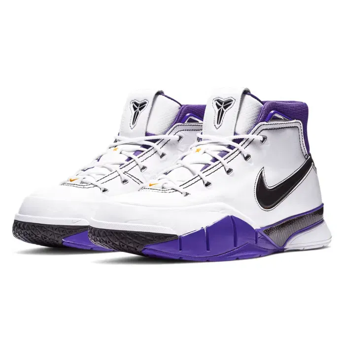 59427A_Nike-Zoom-Kobe-1-Protro_81-POINTS_IM0542-100_img1
